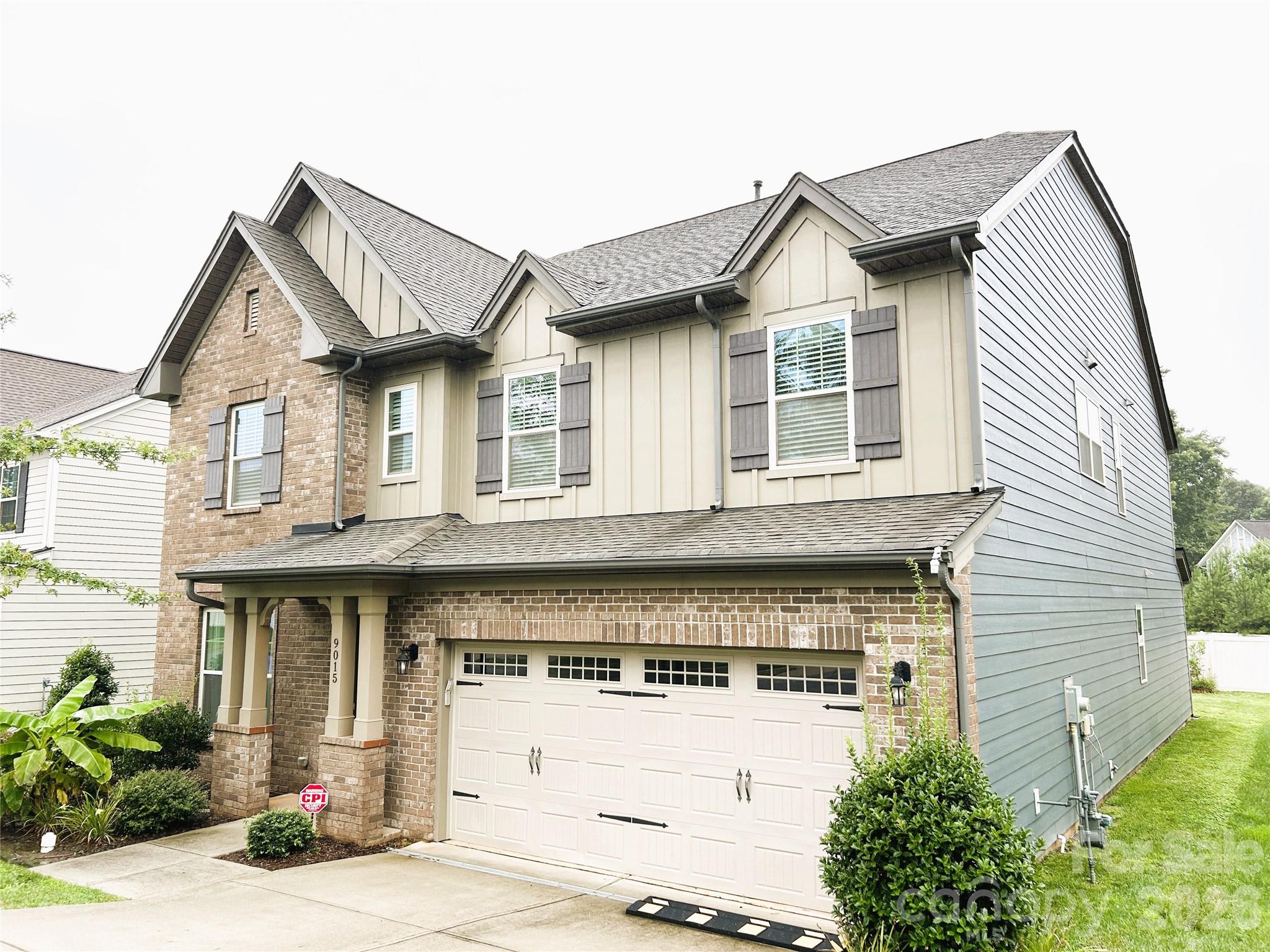 Manor at Oakhaven - Residential