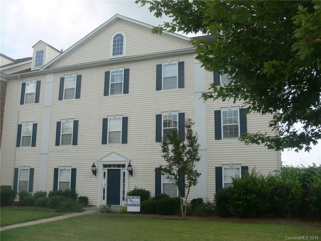Great location in desirable Harrisburg, Cabarrus County near to UNCC. Community swimming pool, walk to restaurants and shopping. This well maintained home has new interior painting in attractive colors, ceiling fans and fixtures. Entry halls are covered with doors for protection. All appliances included. This unit is move in ready! Close for students at UNCC and less monthly cost than renting or dorms, plus gain investment equity!