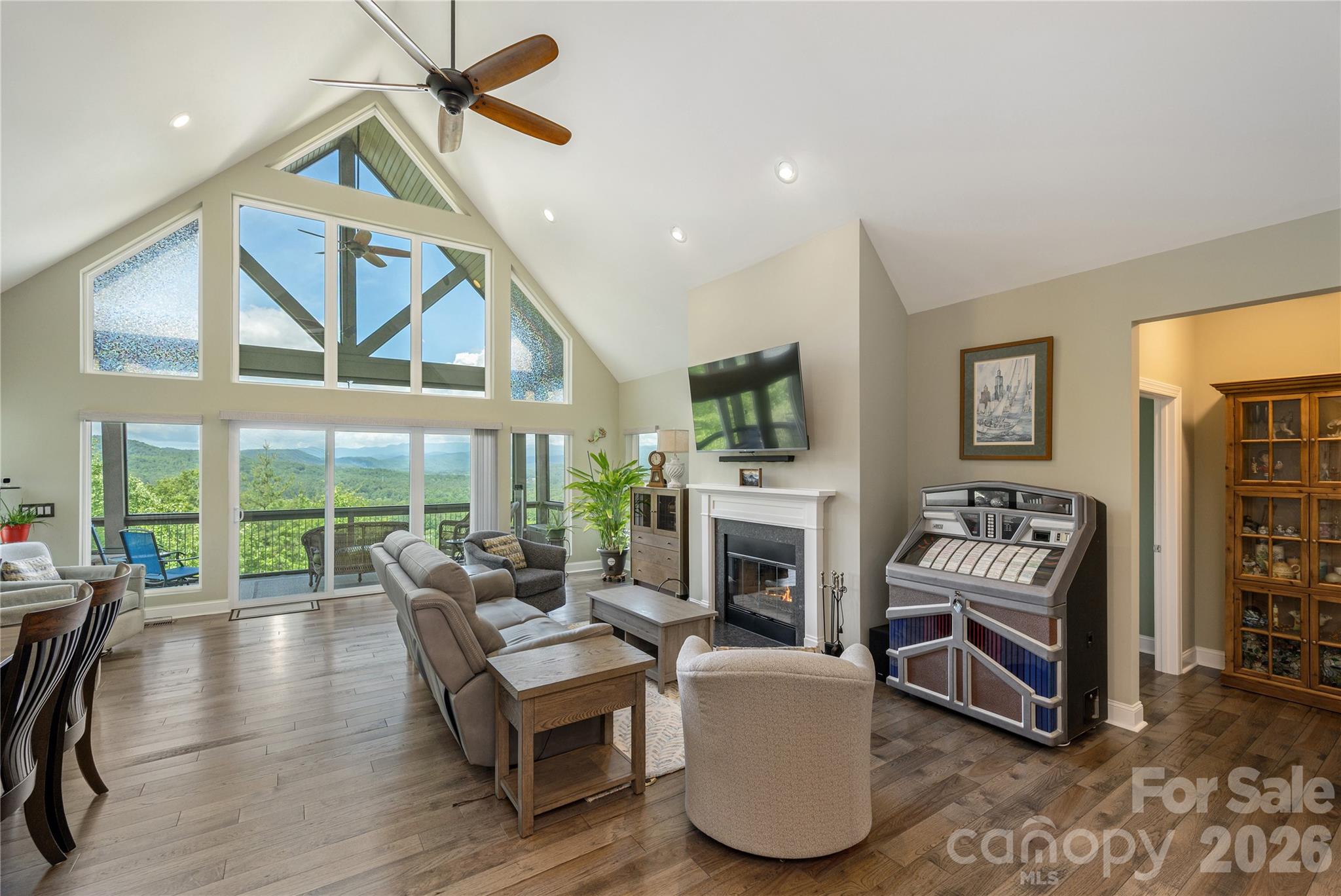 Crystal Heights - Residential