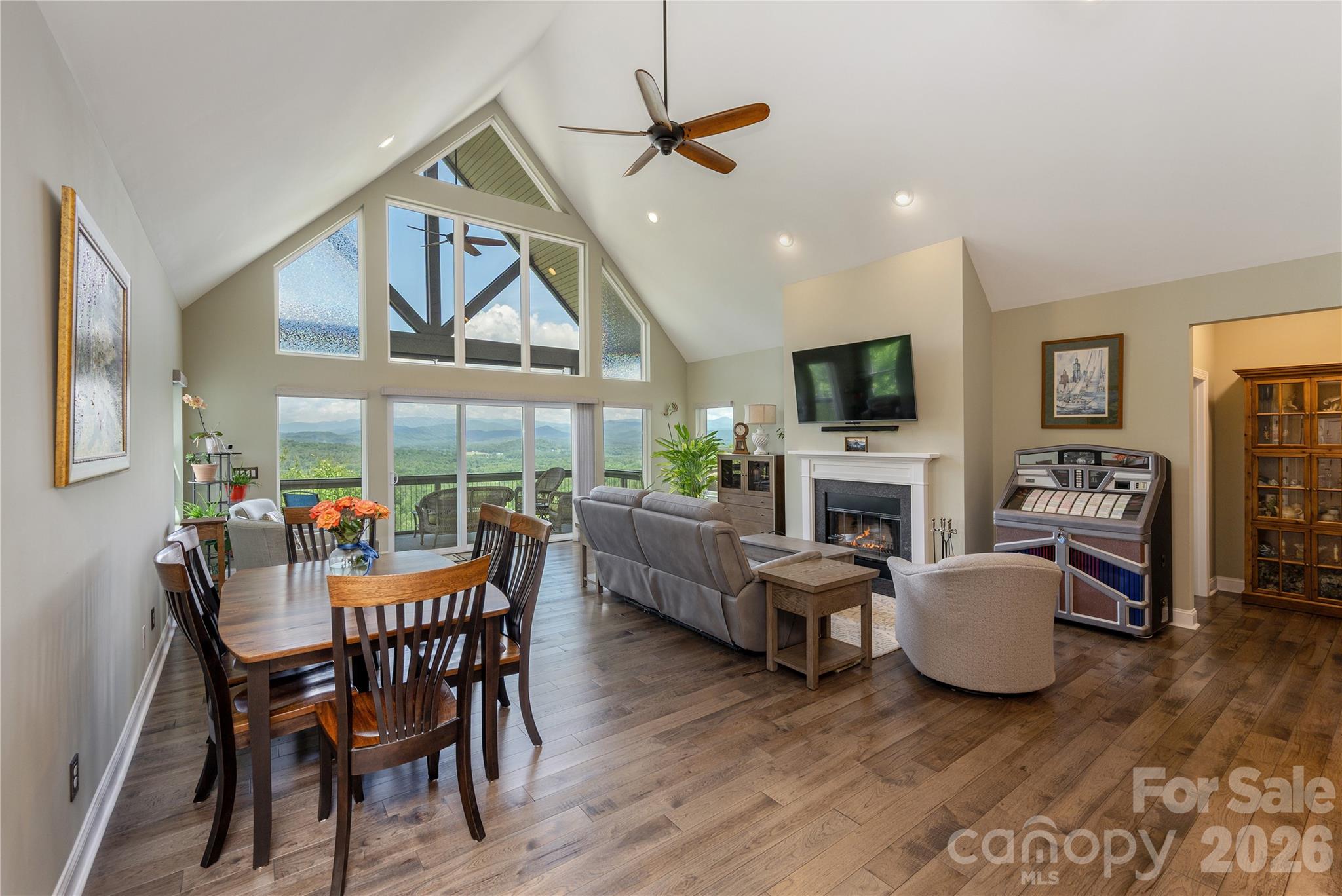 Crystal Heights - Residential