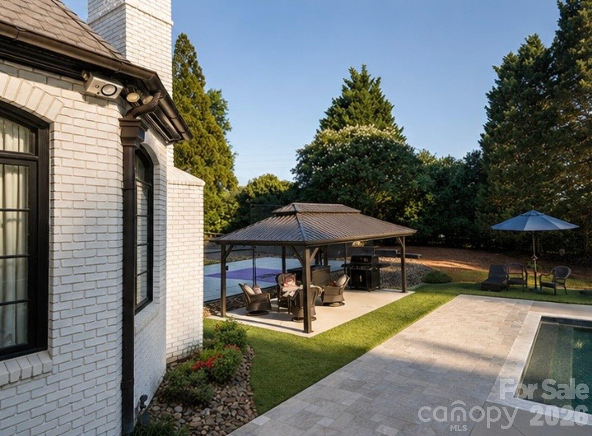 Kings Crossing - Residential