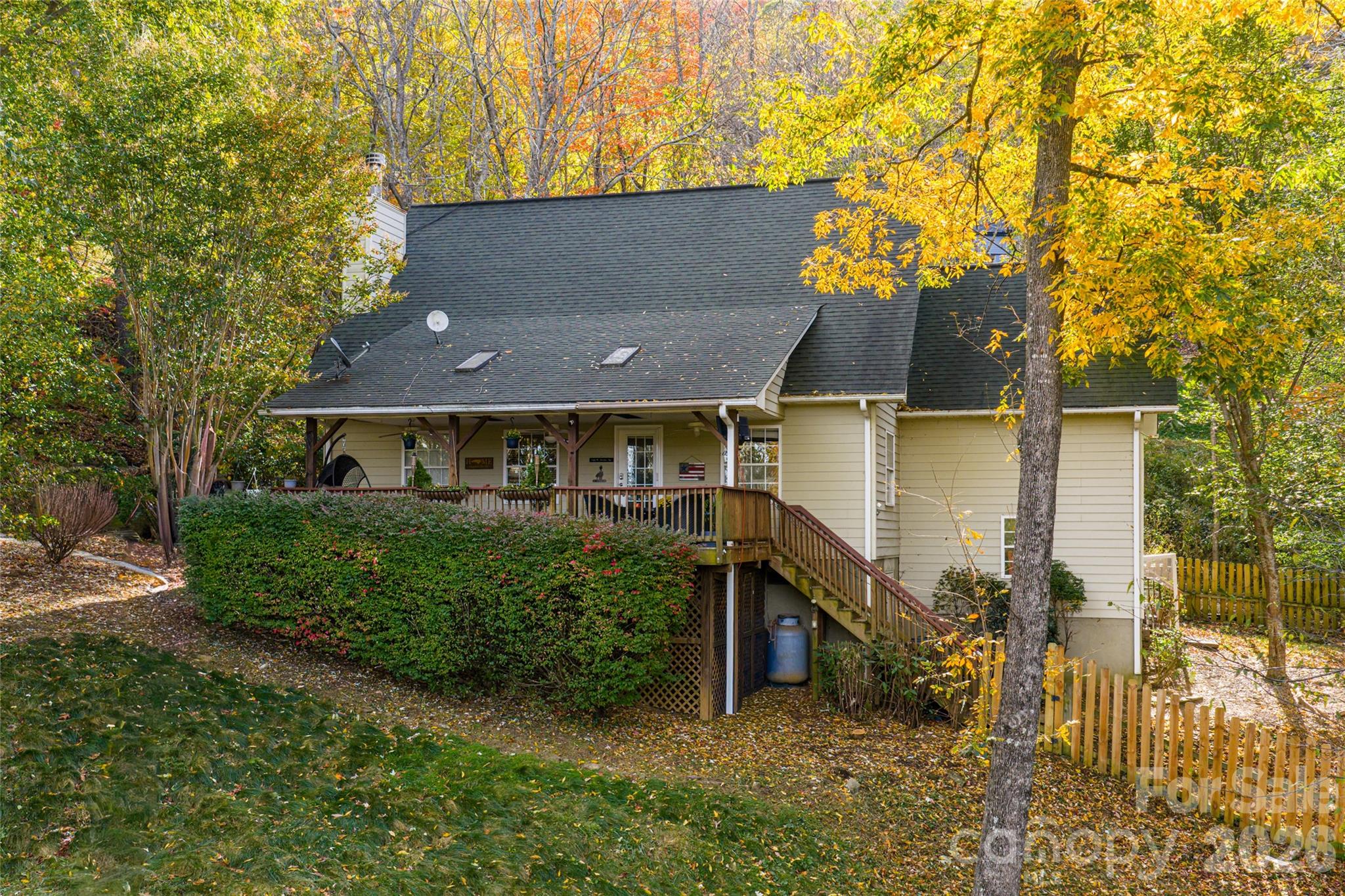 Crestview Pointe - Residential