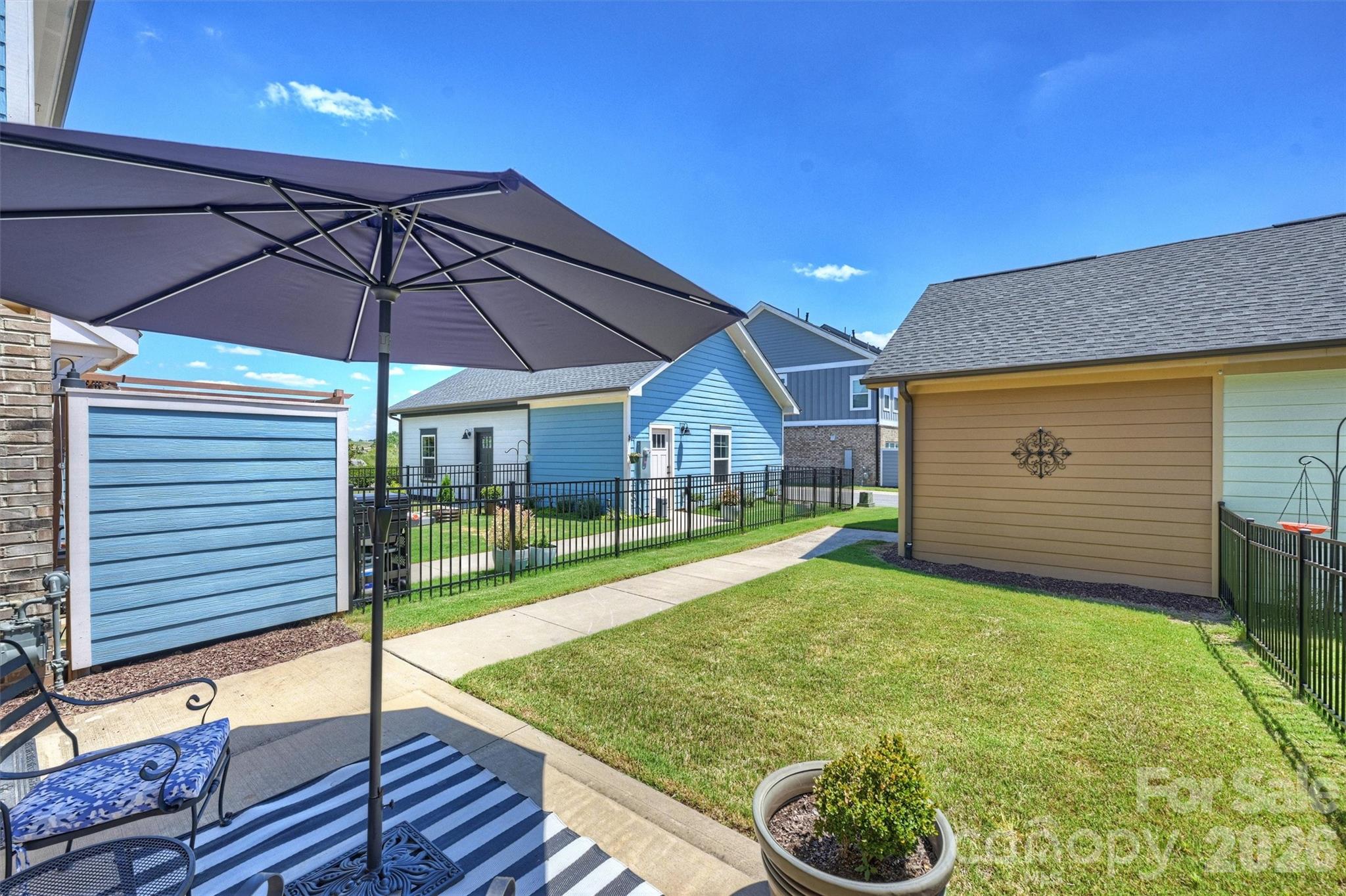 Riverwalk - Residential