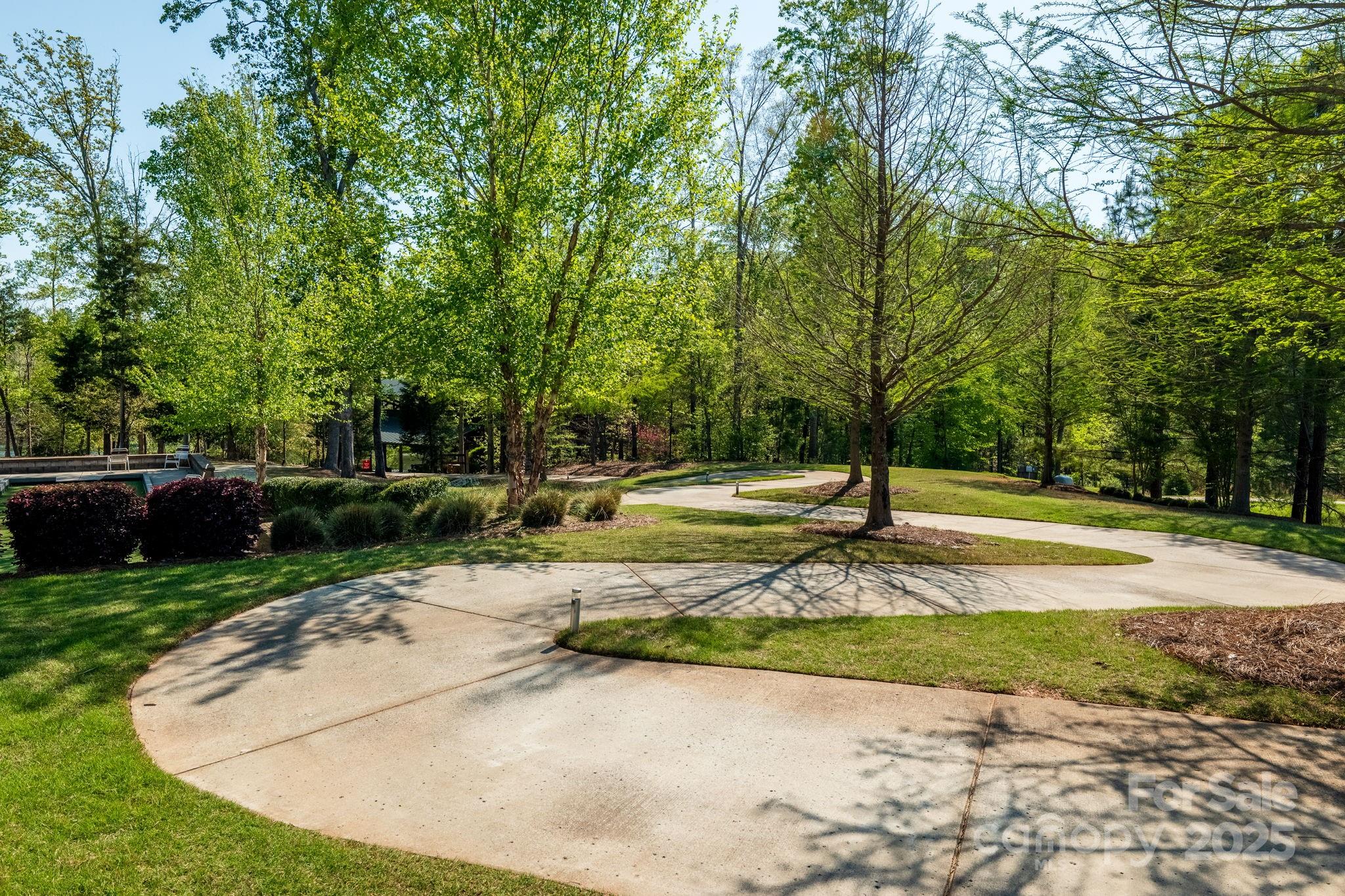 Tree Tops - Residential