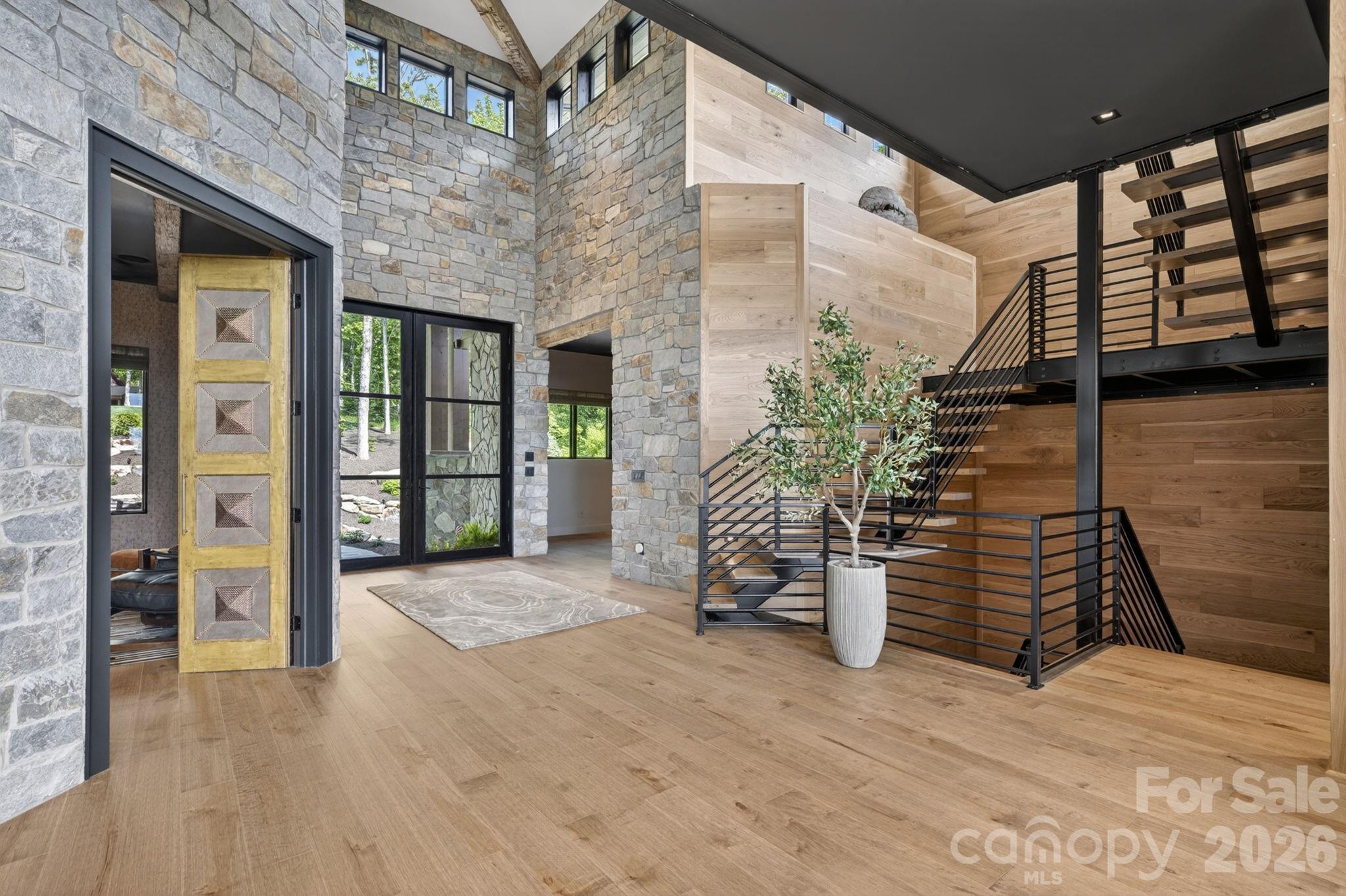 The Lodges at Eagles Nest - Residential