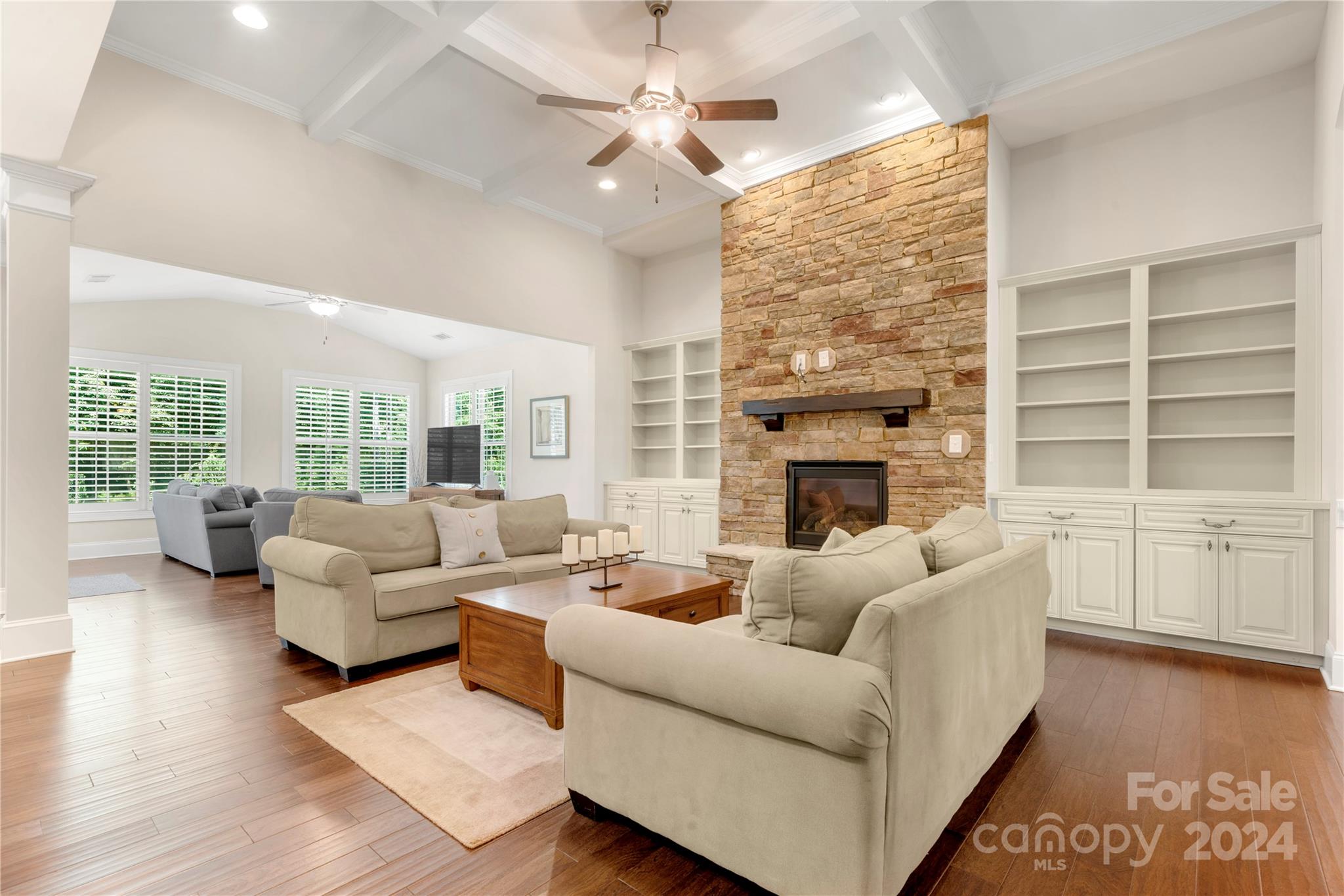 The Coves On River Oaks - Residential