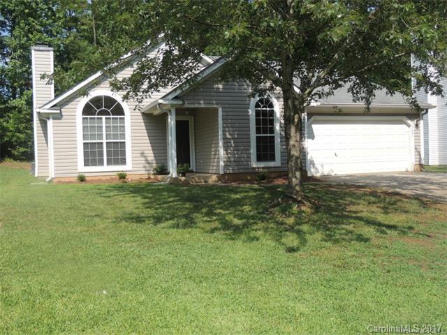 Spacious 3 bedroom ranch w/ fenced in backyard.  This homes is located in the beautiful Pence Pond community which features a community pond, and ducks walking around. This ranch is a must see!!  Please call to schedule a showing today.