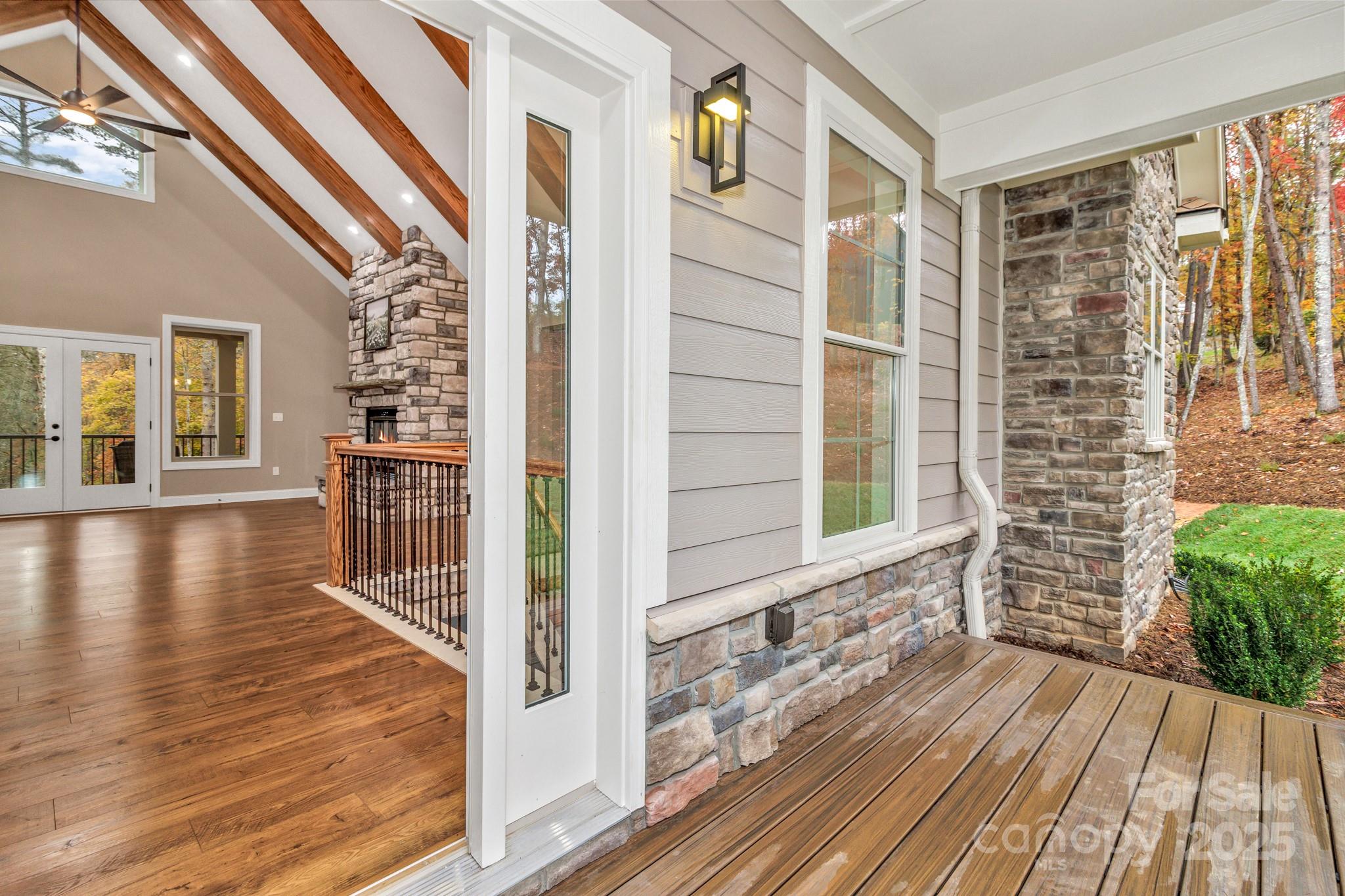 Settlers Cove - Residential