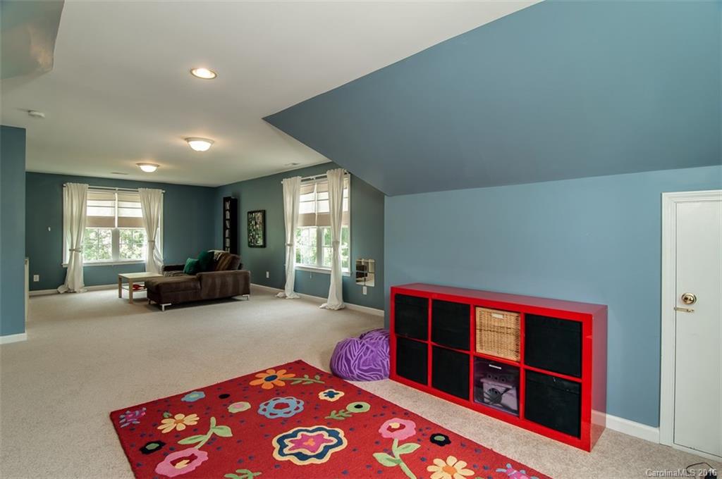 Savannah Place - Residential