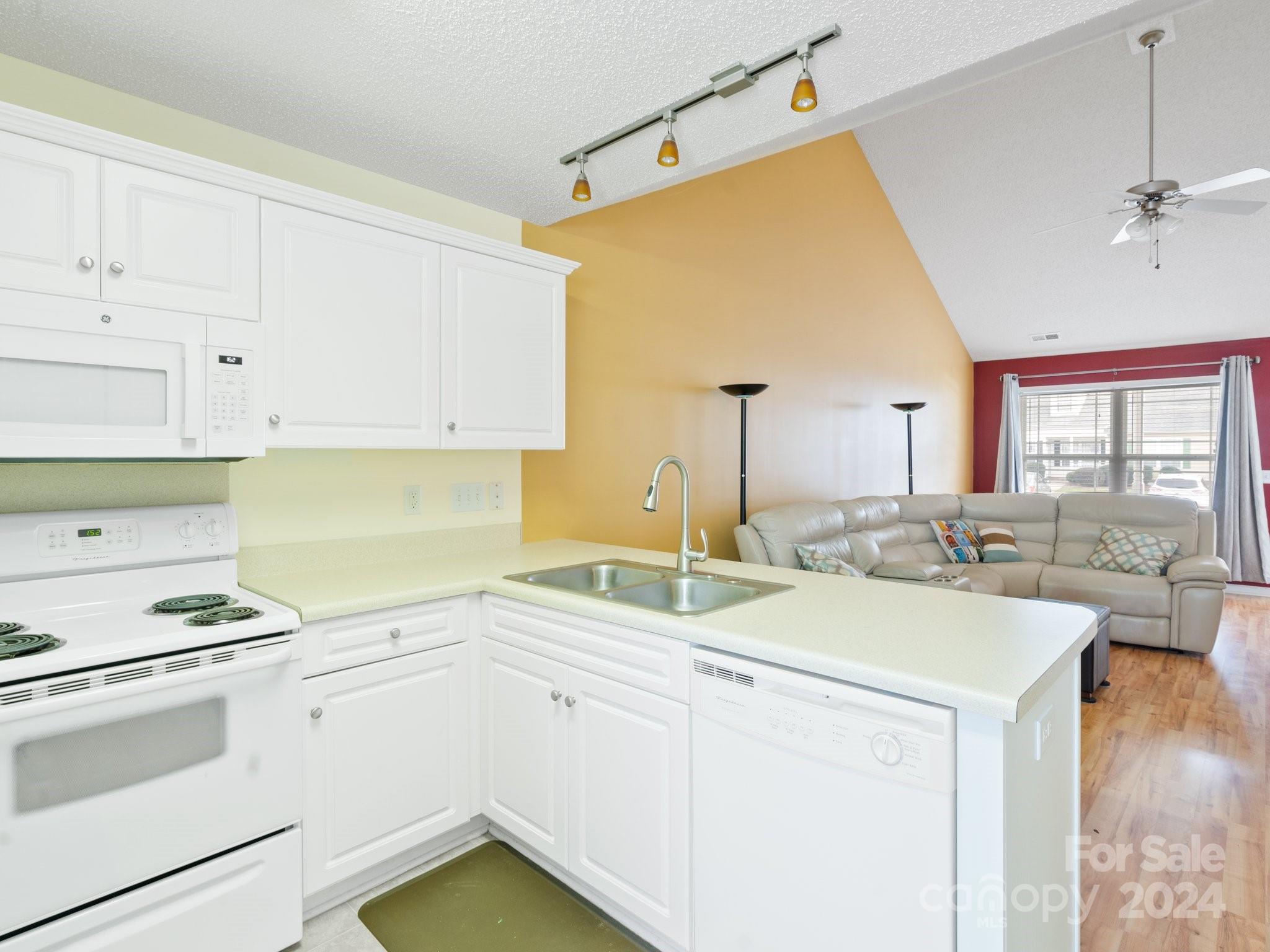 Meadow Creek - Residential