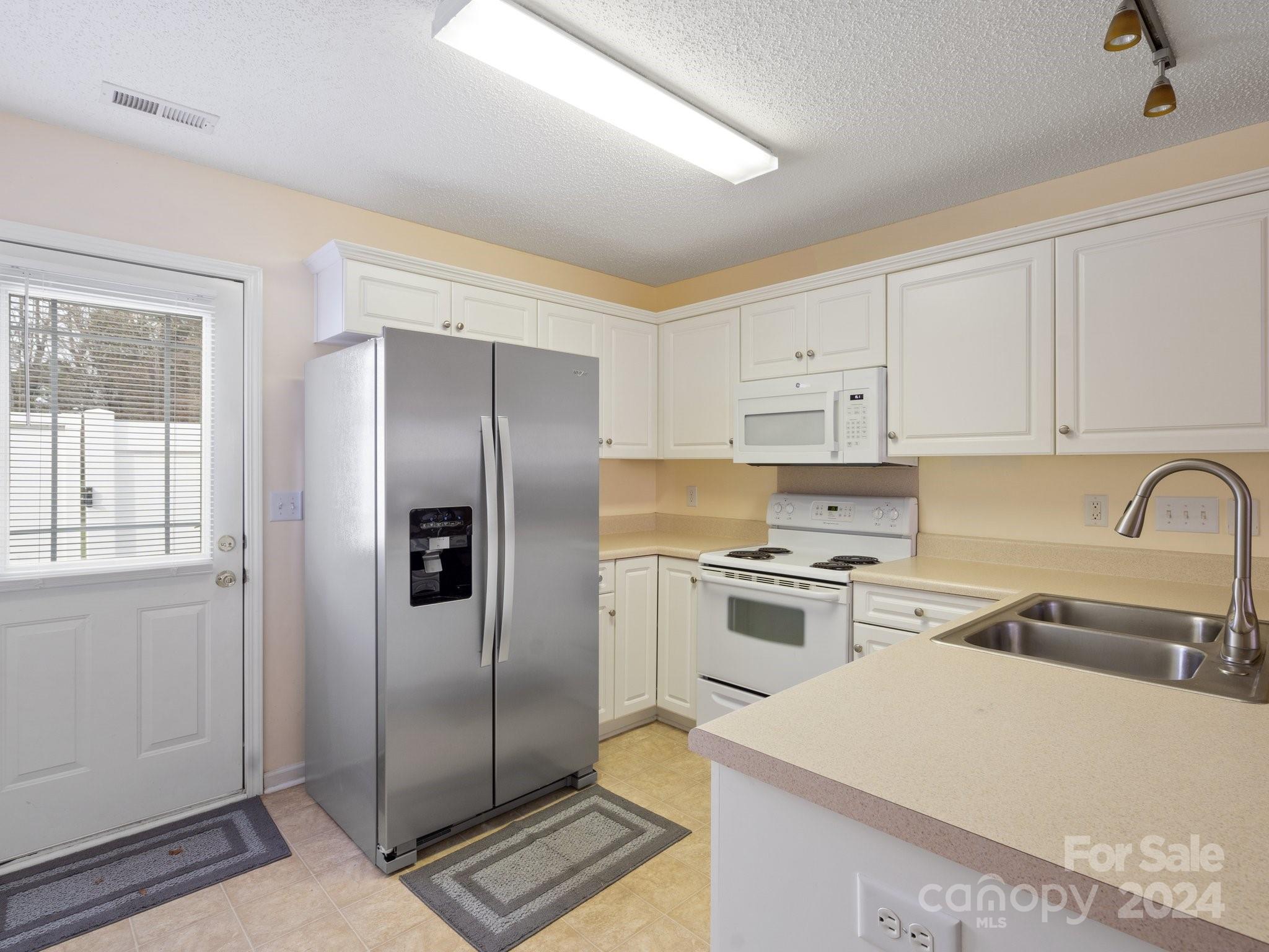 Meadow Creek - Residential