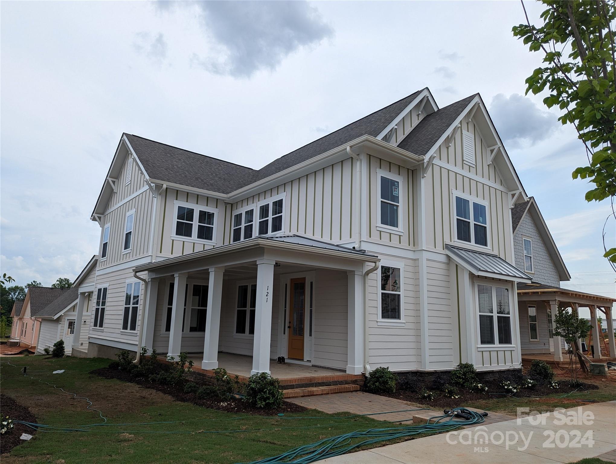 Riverwalk - Residential