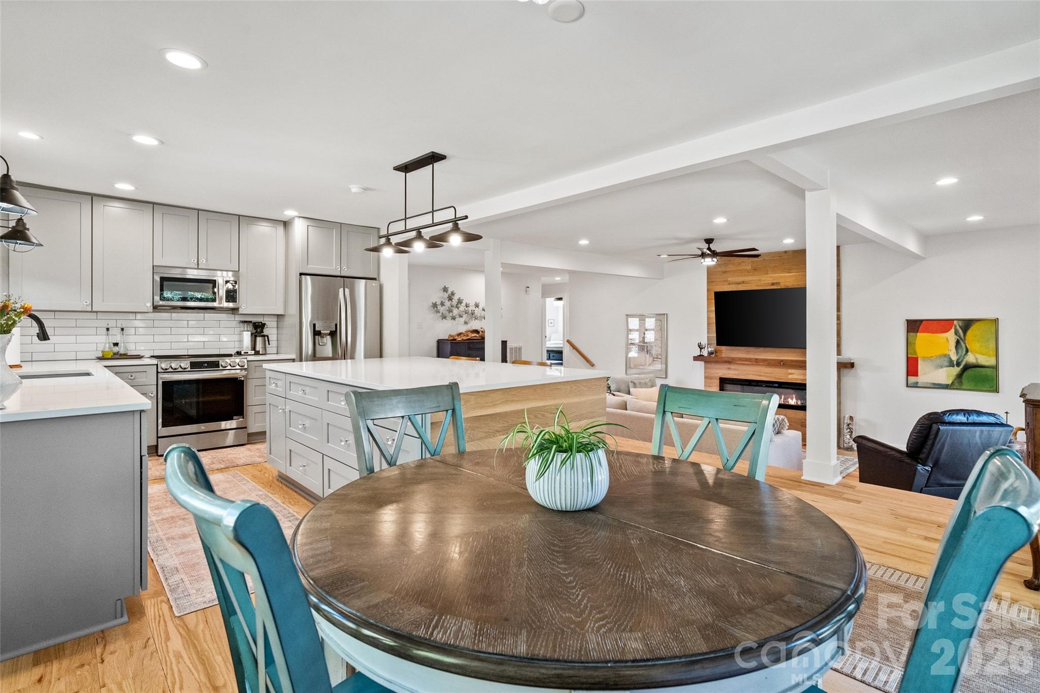 Tega Cay - Residential