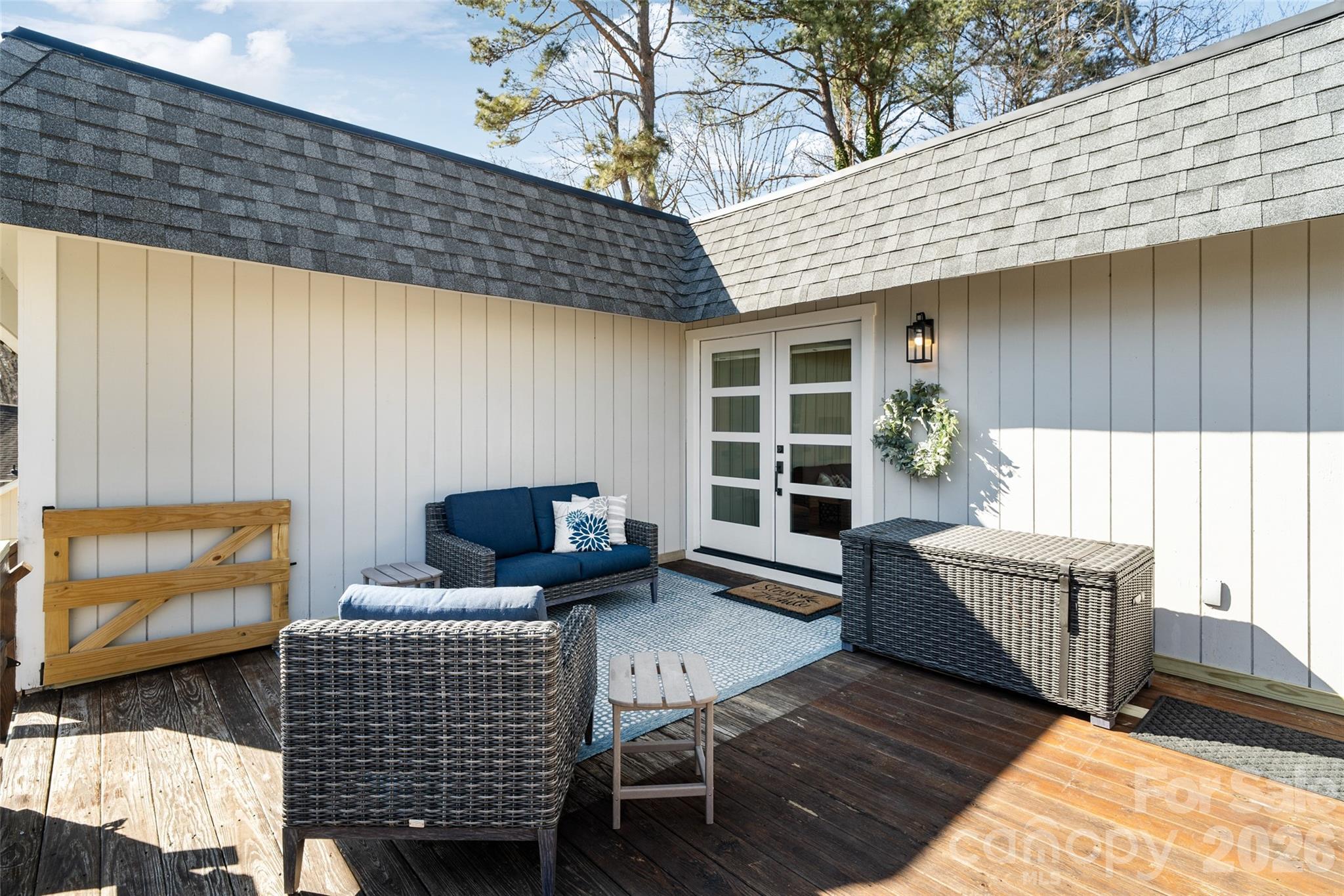 Tega Cay - Residential