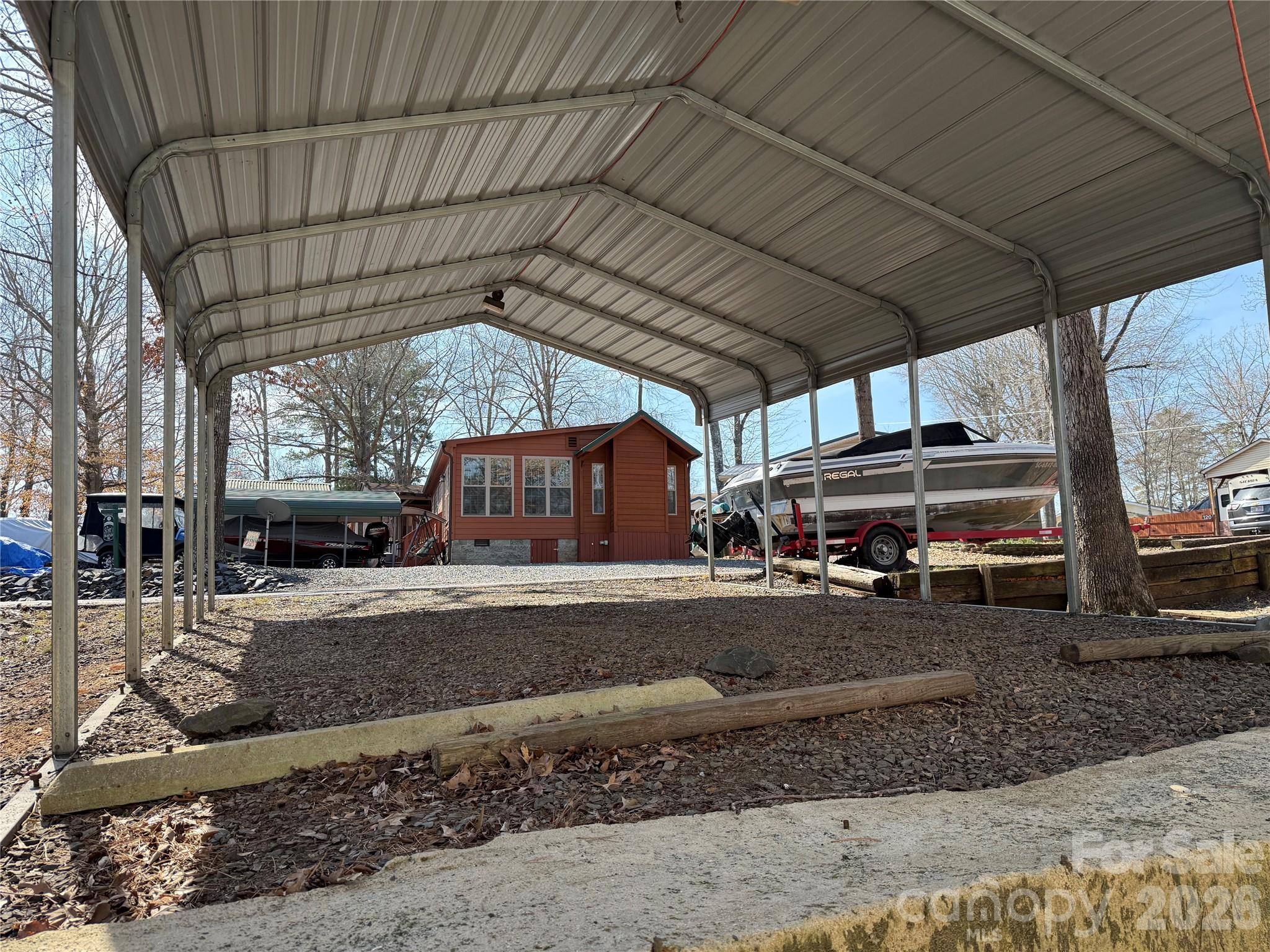 Twin Harbor - Residential