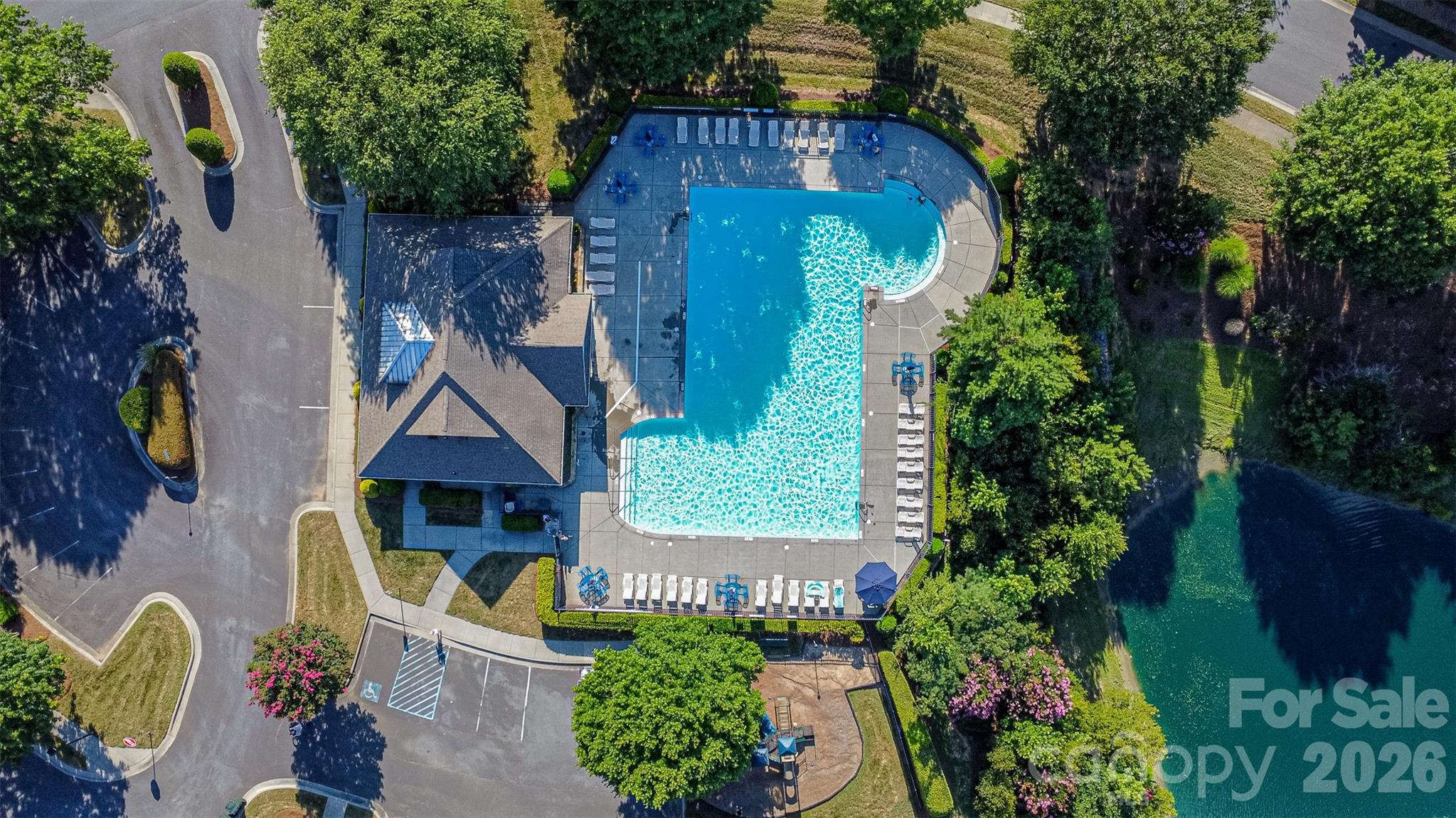Ridge Pointe - Residential