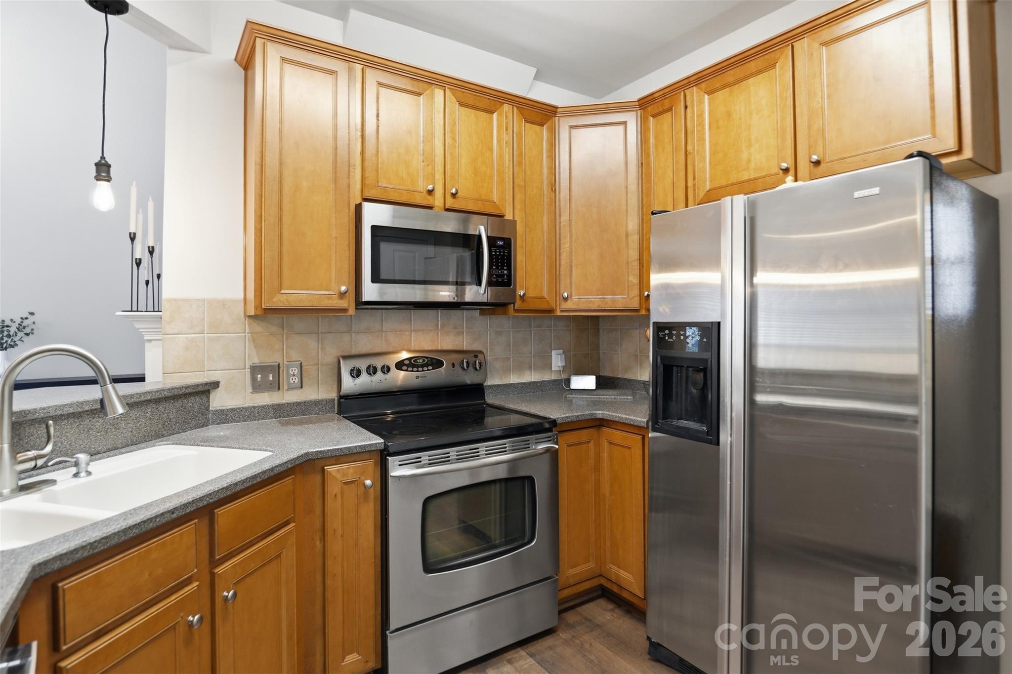 Ridge Pointe - Residential