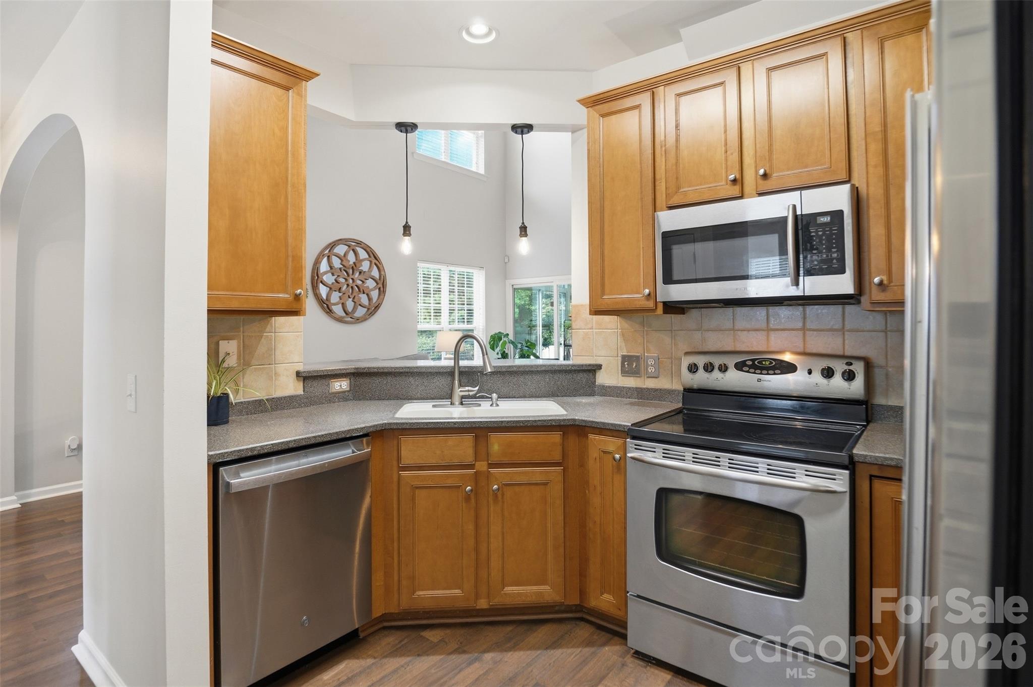 Ridge Pointe - Residential