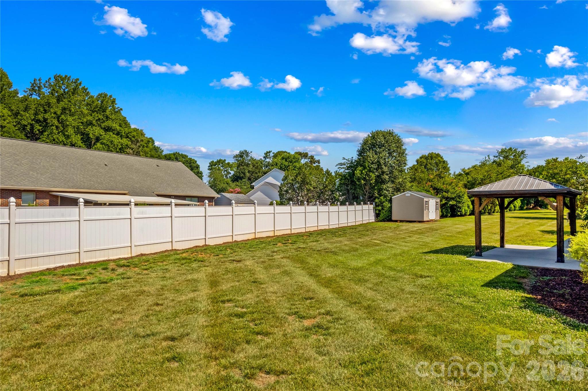 Meadow Oaks - Residential