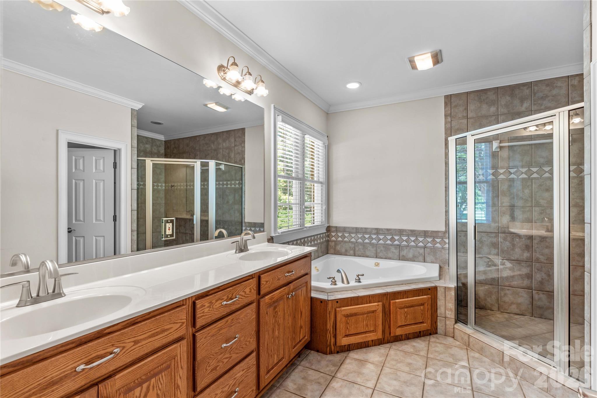 Meadow Oaks - Residential