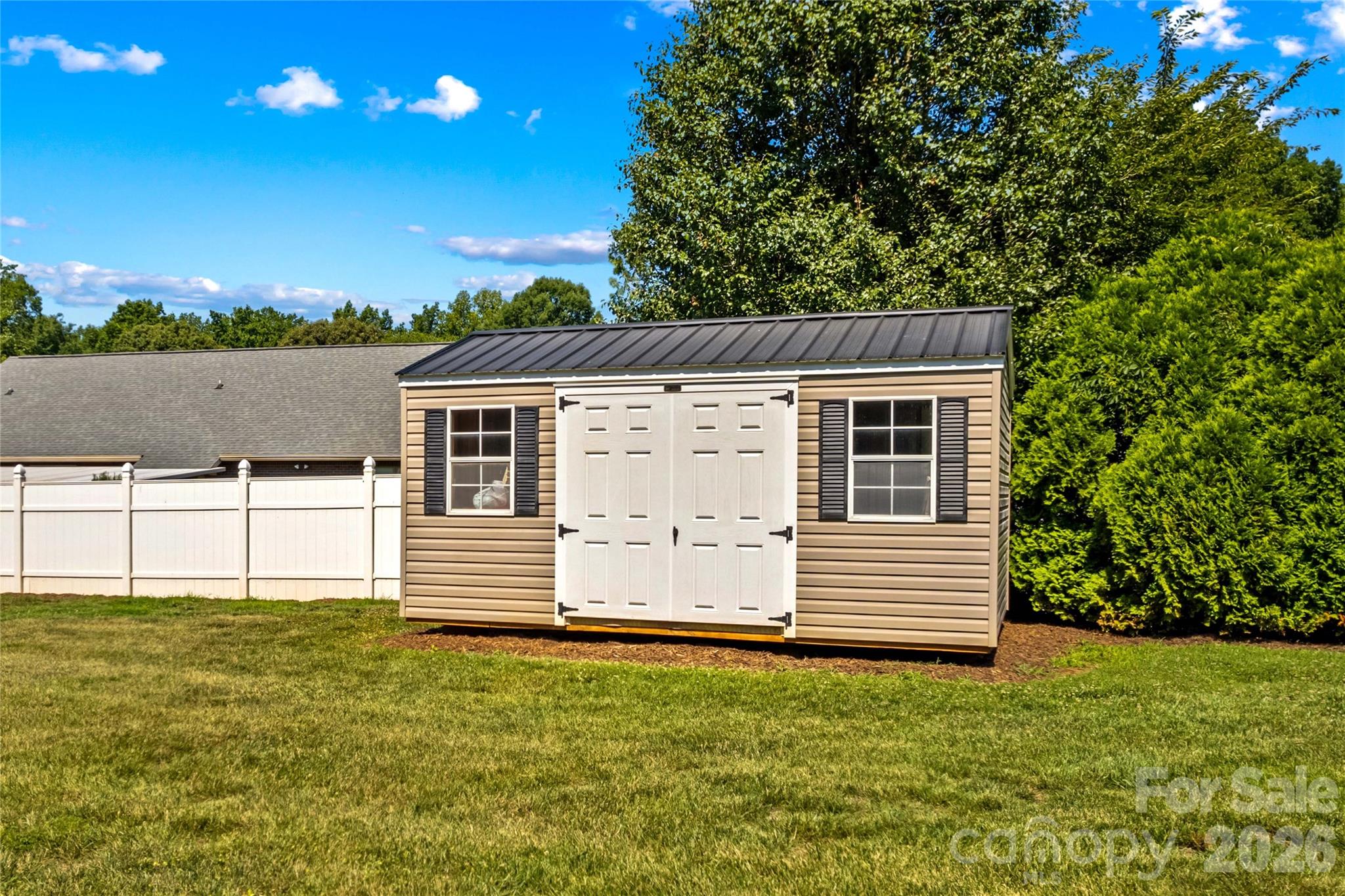 Meadow Oaks - Residential