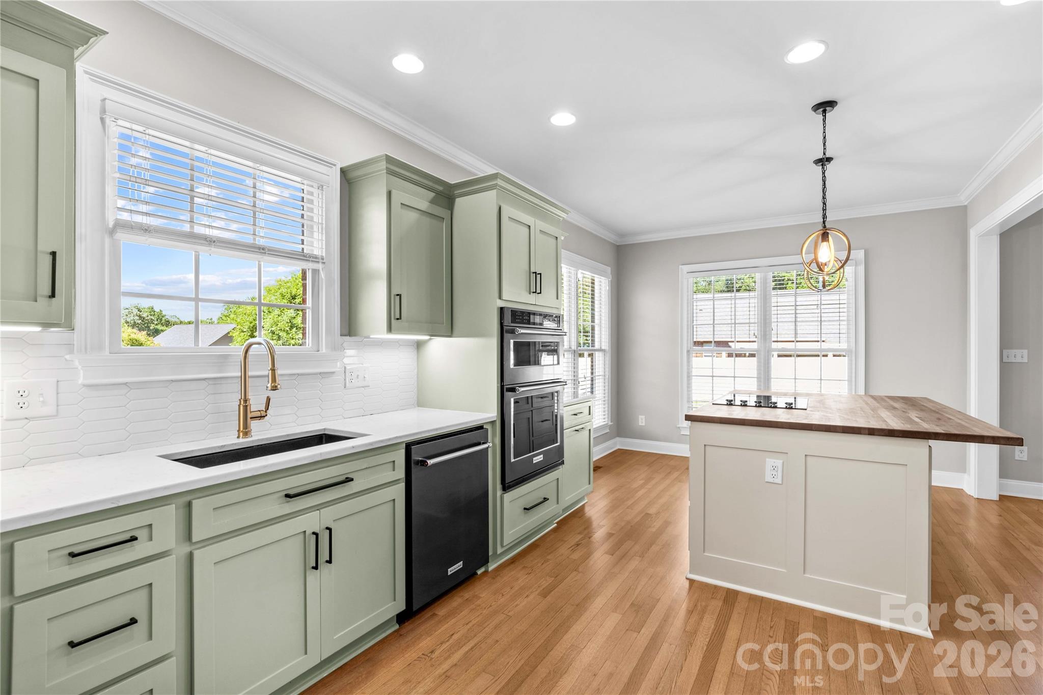 Meadow Oaks - Residential