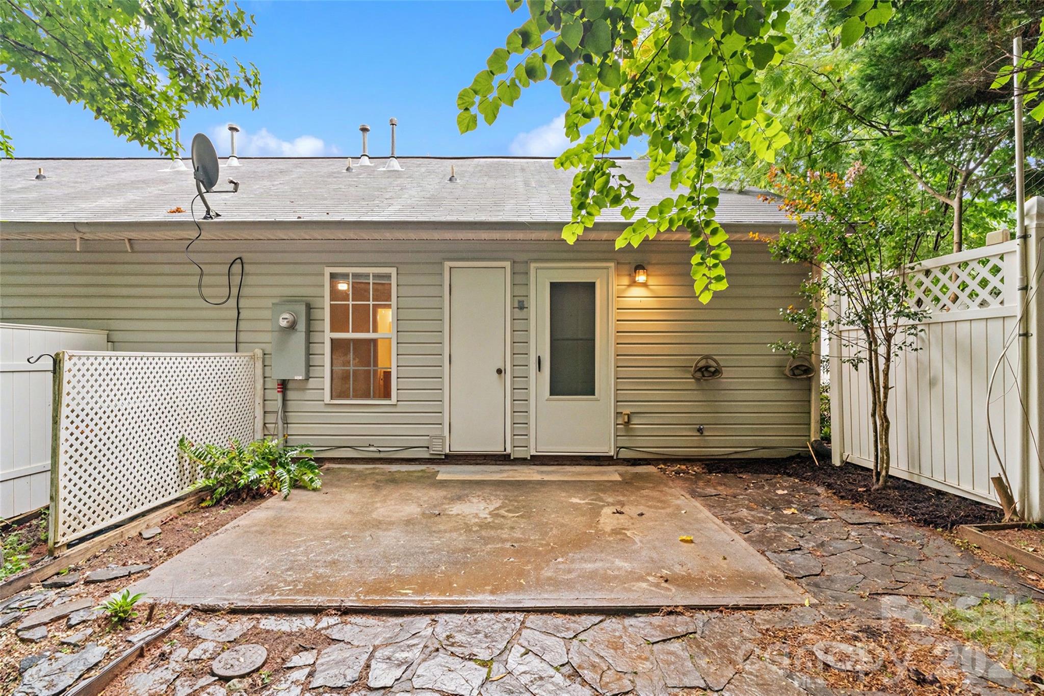 Huntington Place - Residential