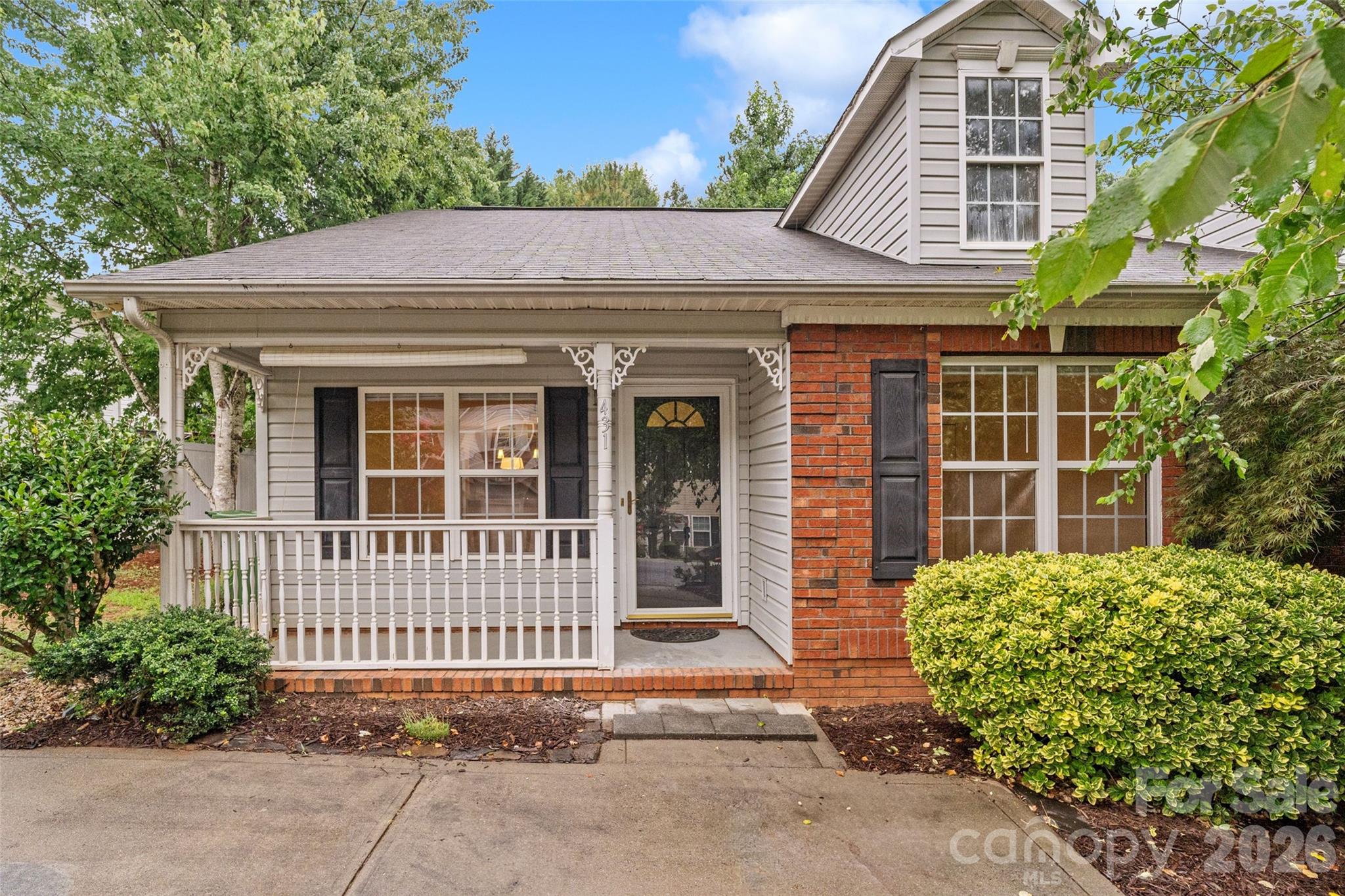 Huntington Place - Residential