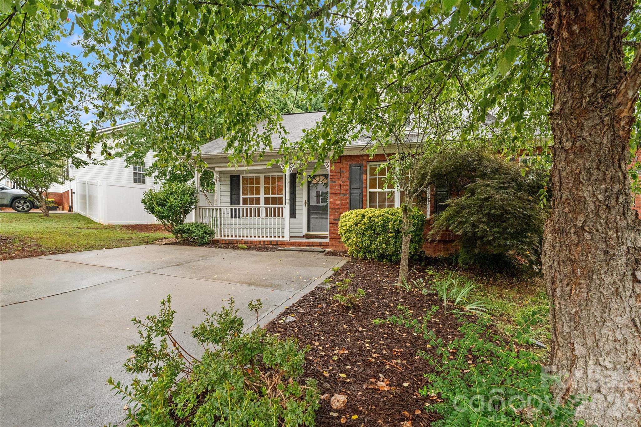 Huntington Place - Residential