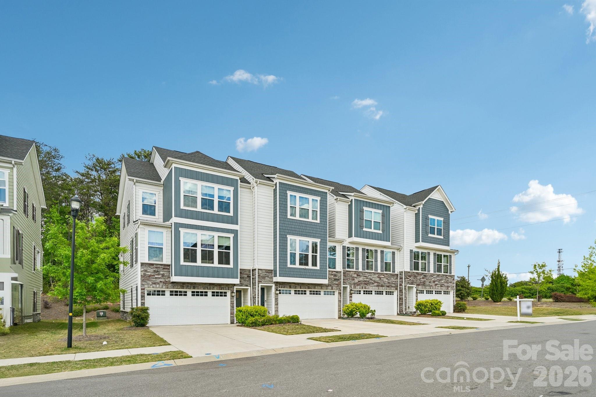 Trinity Townes - Residential