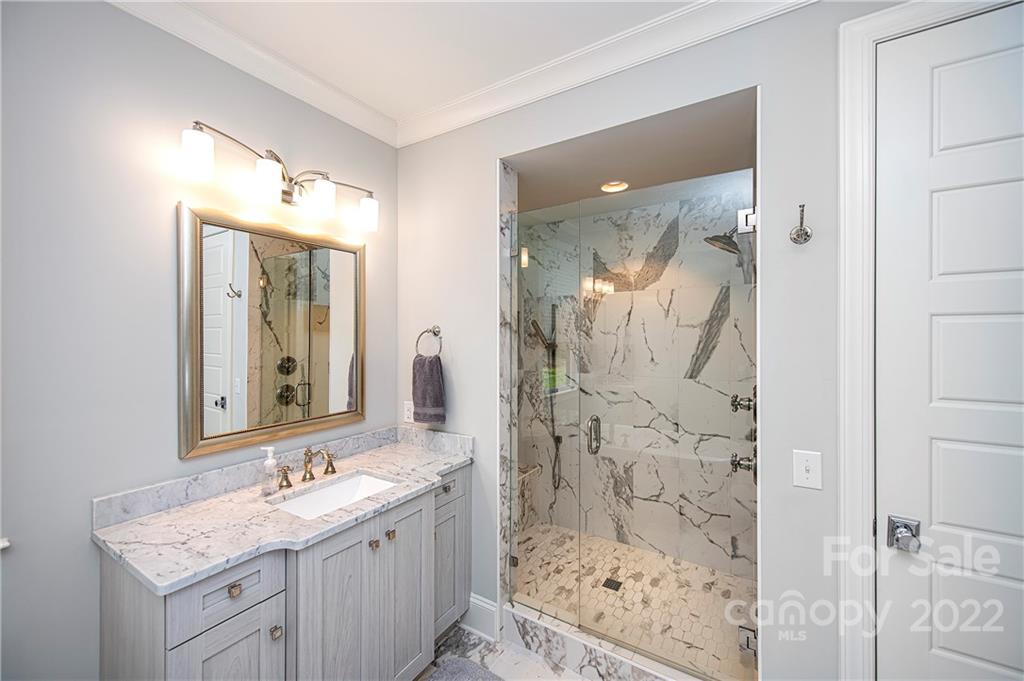 Riverchase Estates - Residential