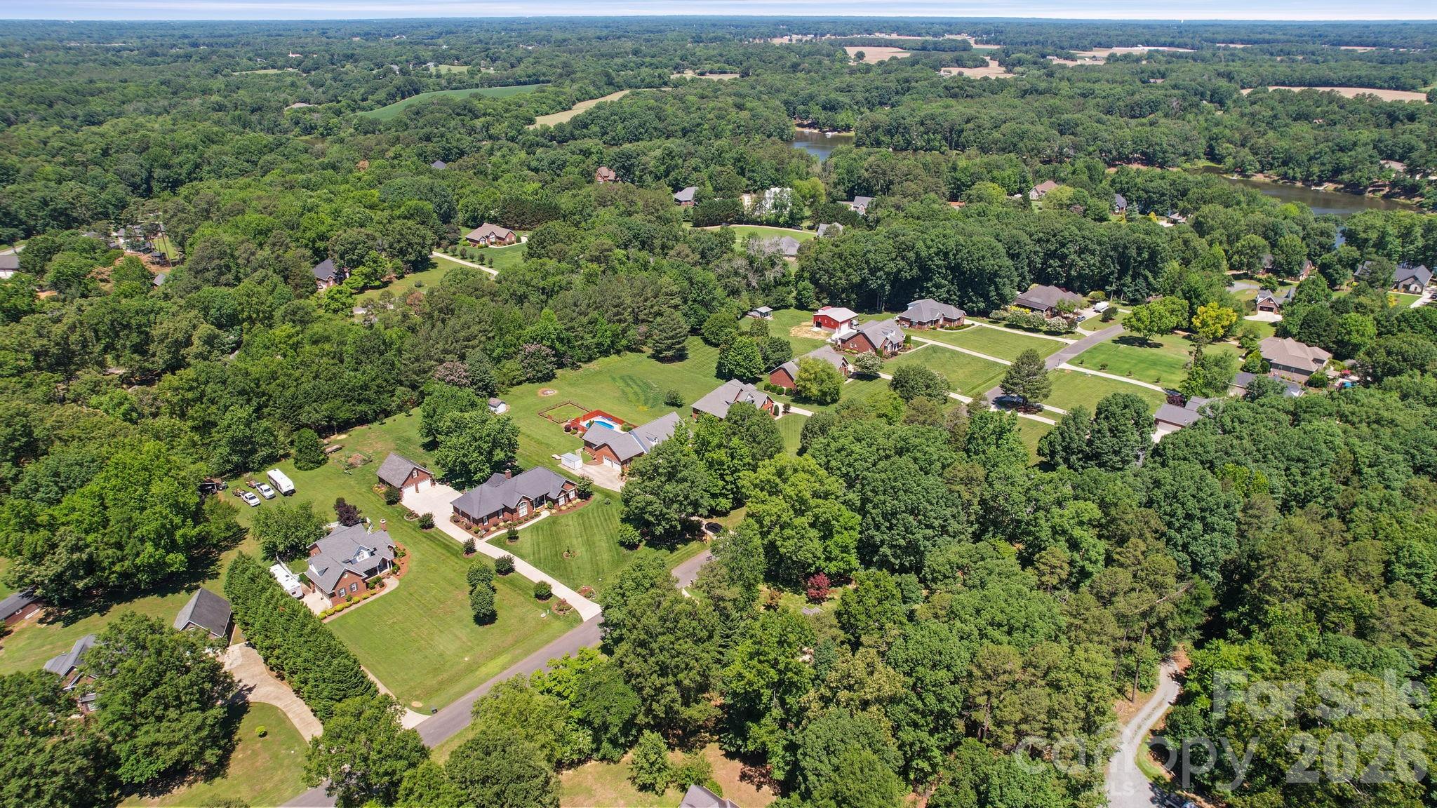 Legacy On The Lake - Residential
