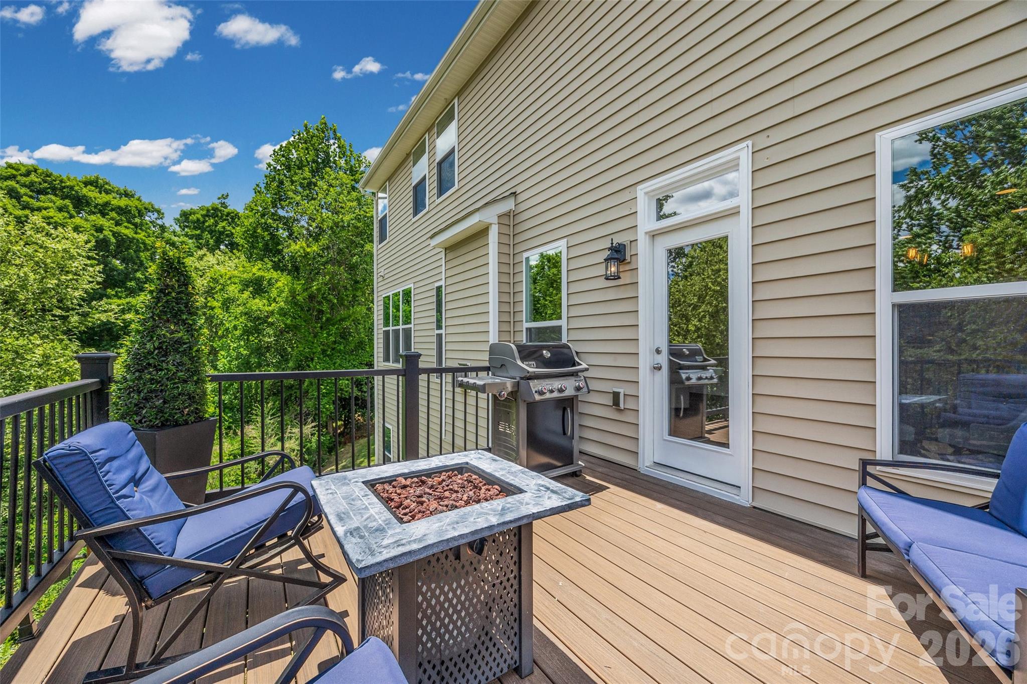 Almond Glen - Residential