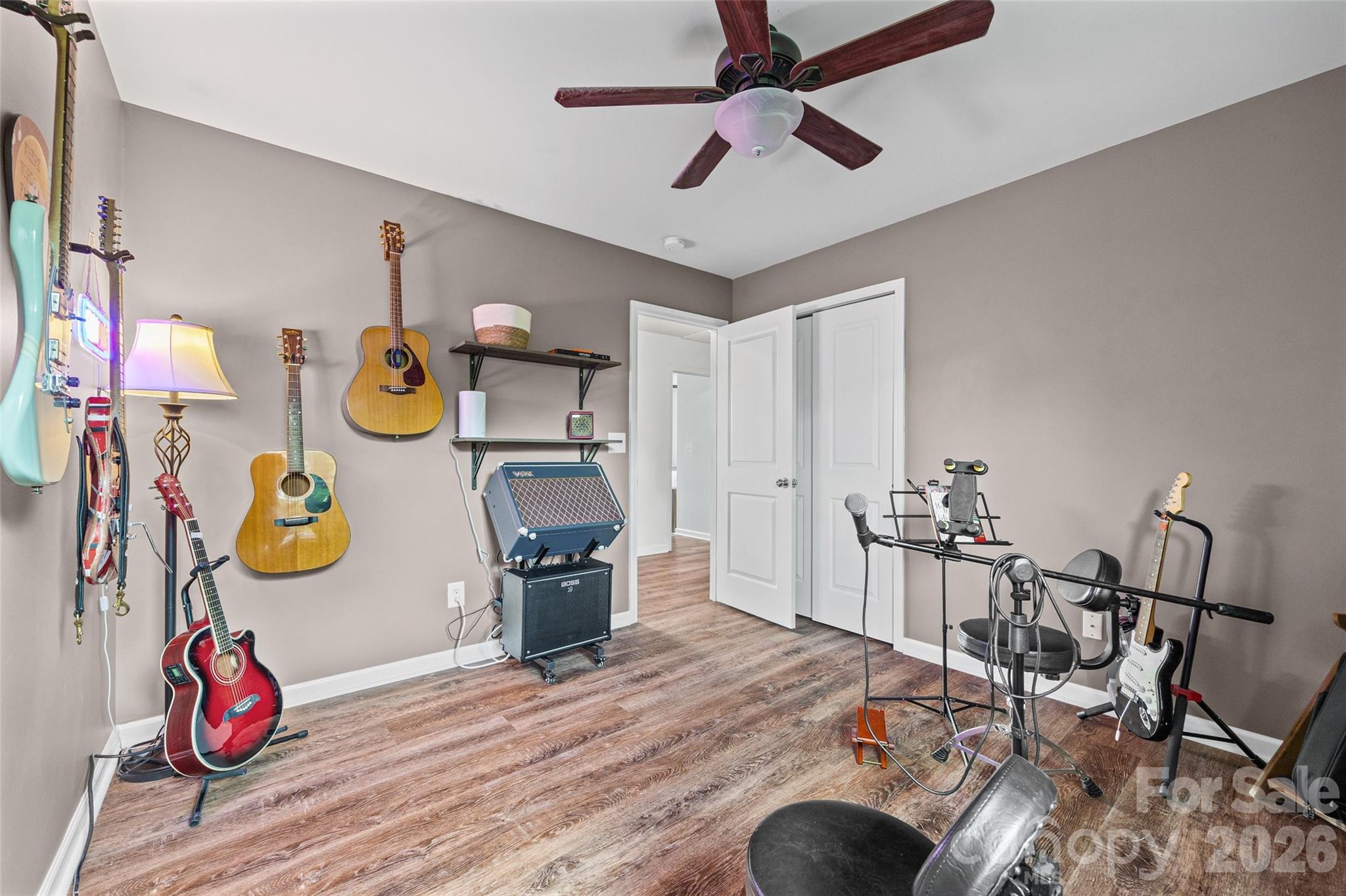 Almond Glen - Residential
