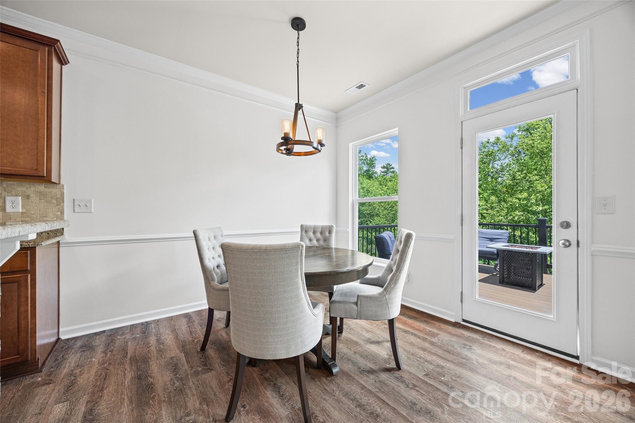 Almond Glen - Residential