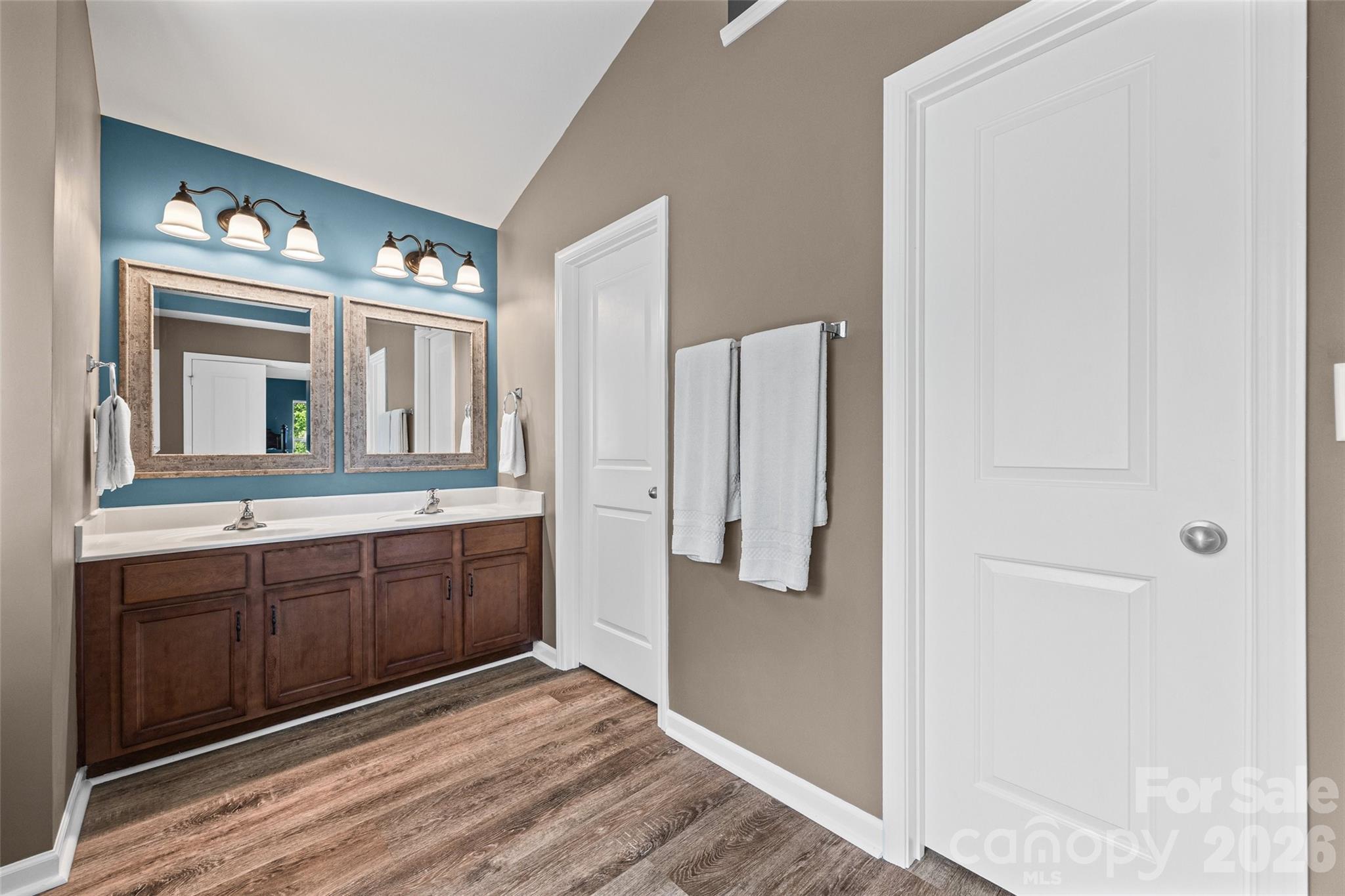 Almond Glen - Residential