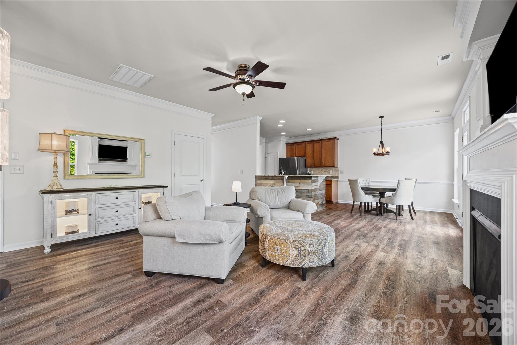 Almond Glen - Residential