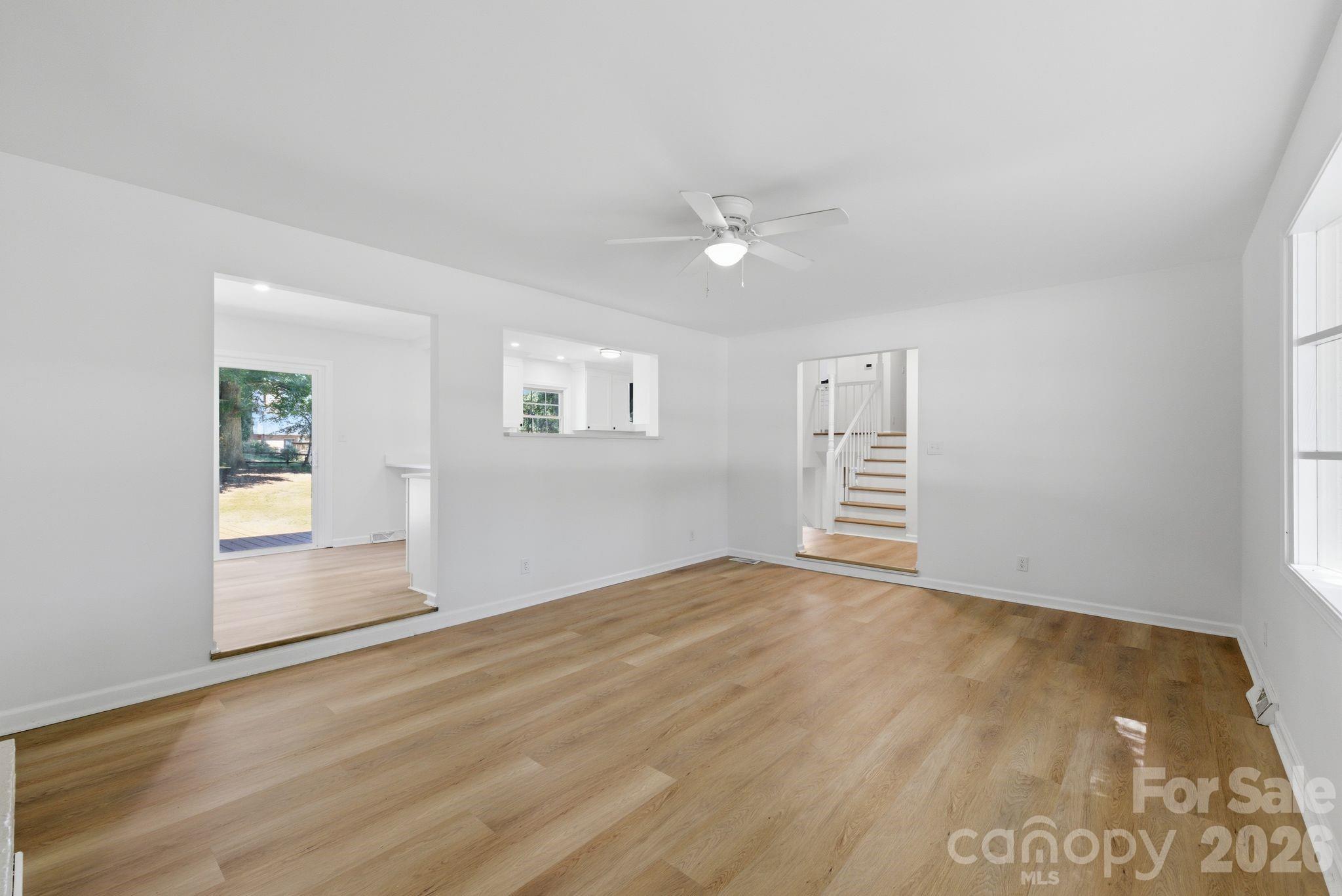 Quail Hollow Park - Residential