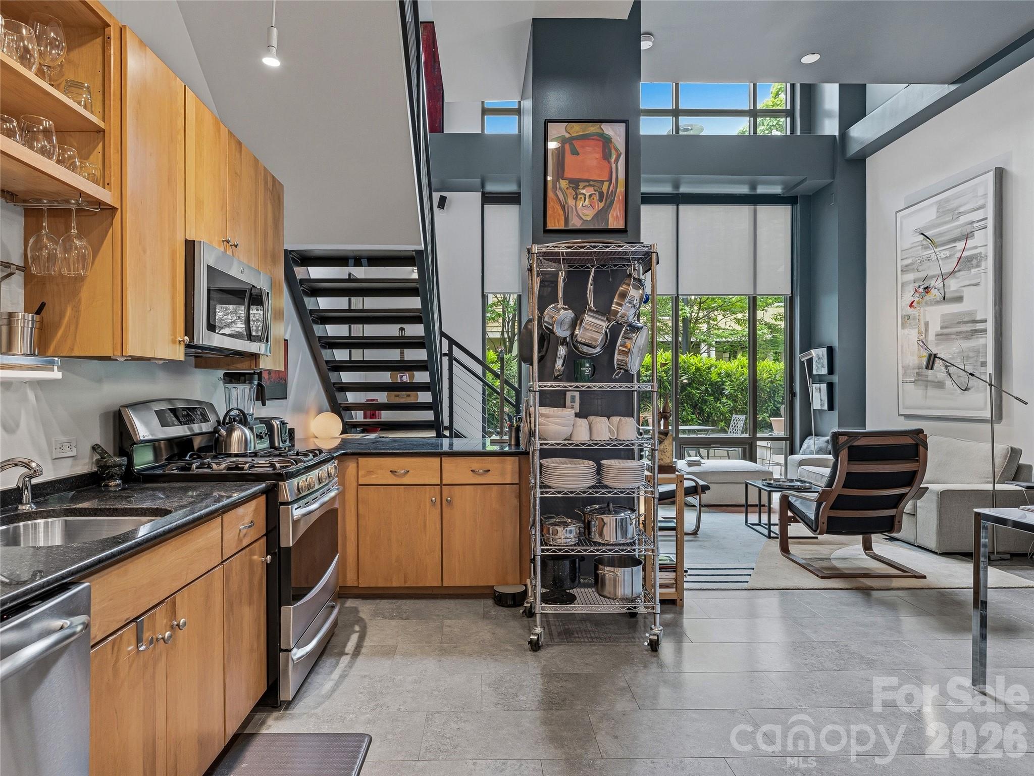 60 North Market - Residential