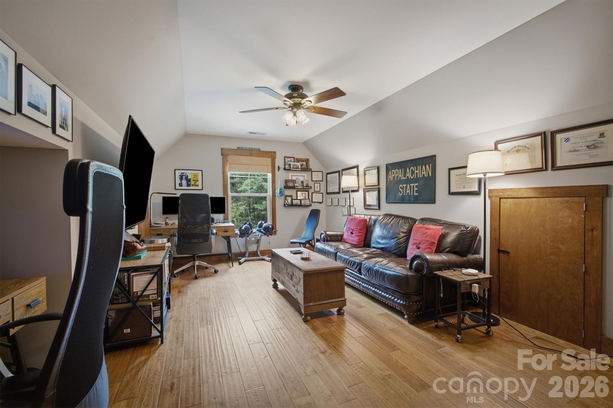 Cottage Park - Residential