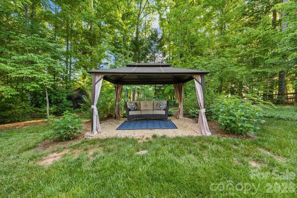 Hampton Ridge - Residential