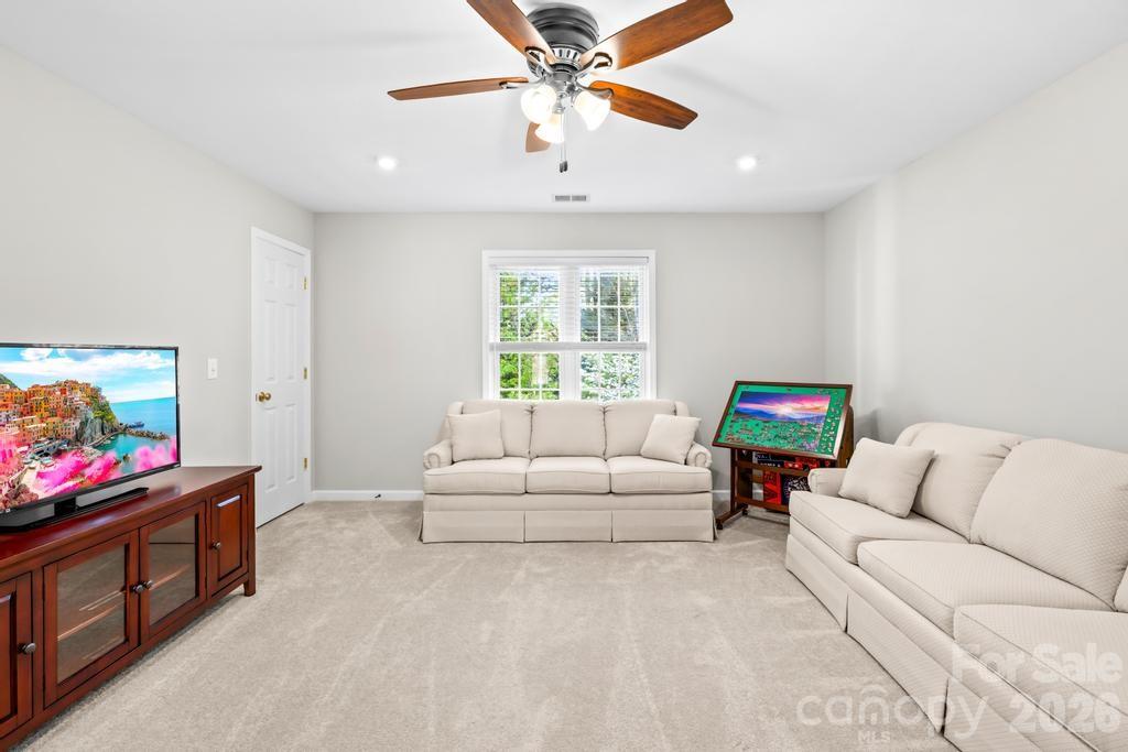 Hampton Ridge - Residential