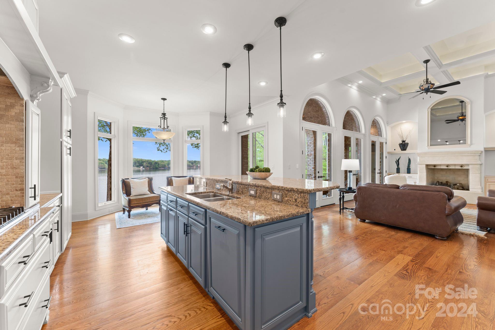 Astoria - Residential