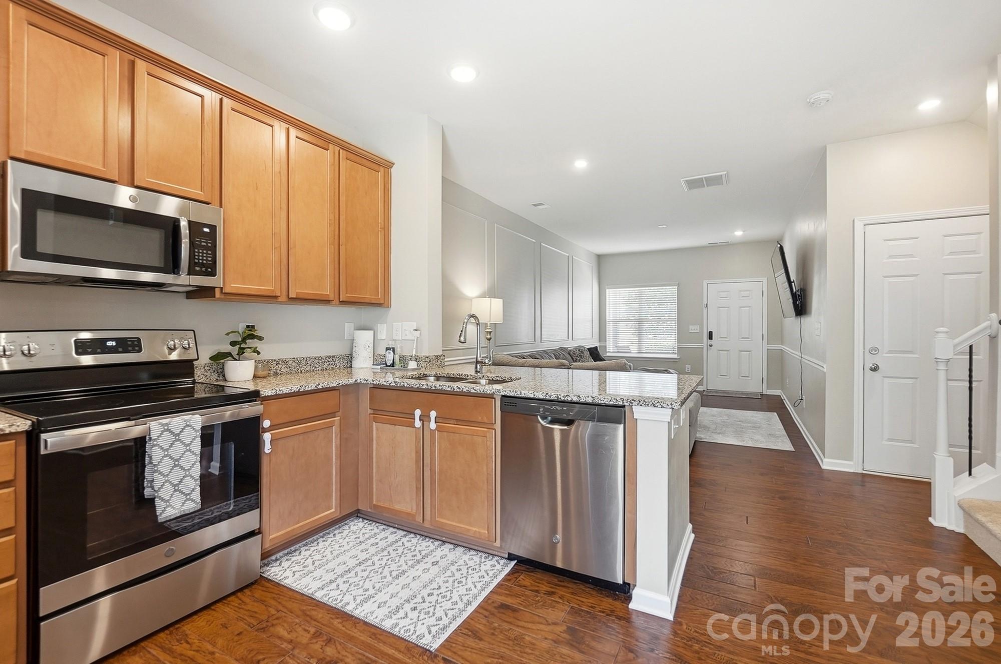Townes at University East - Residential