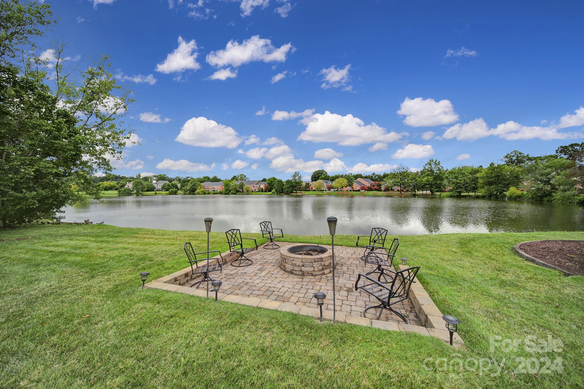 Beacon Knoll - Residential