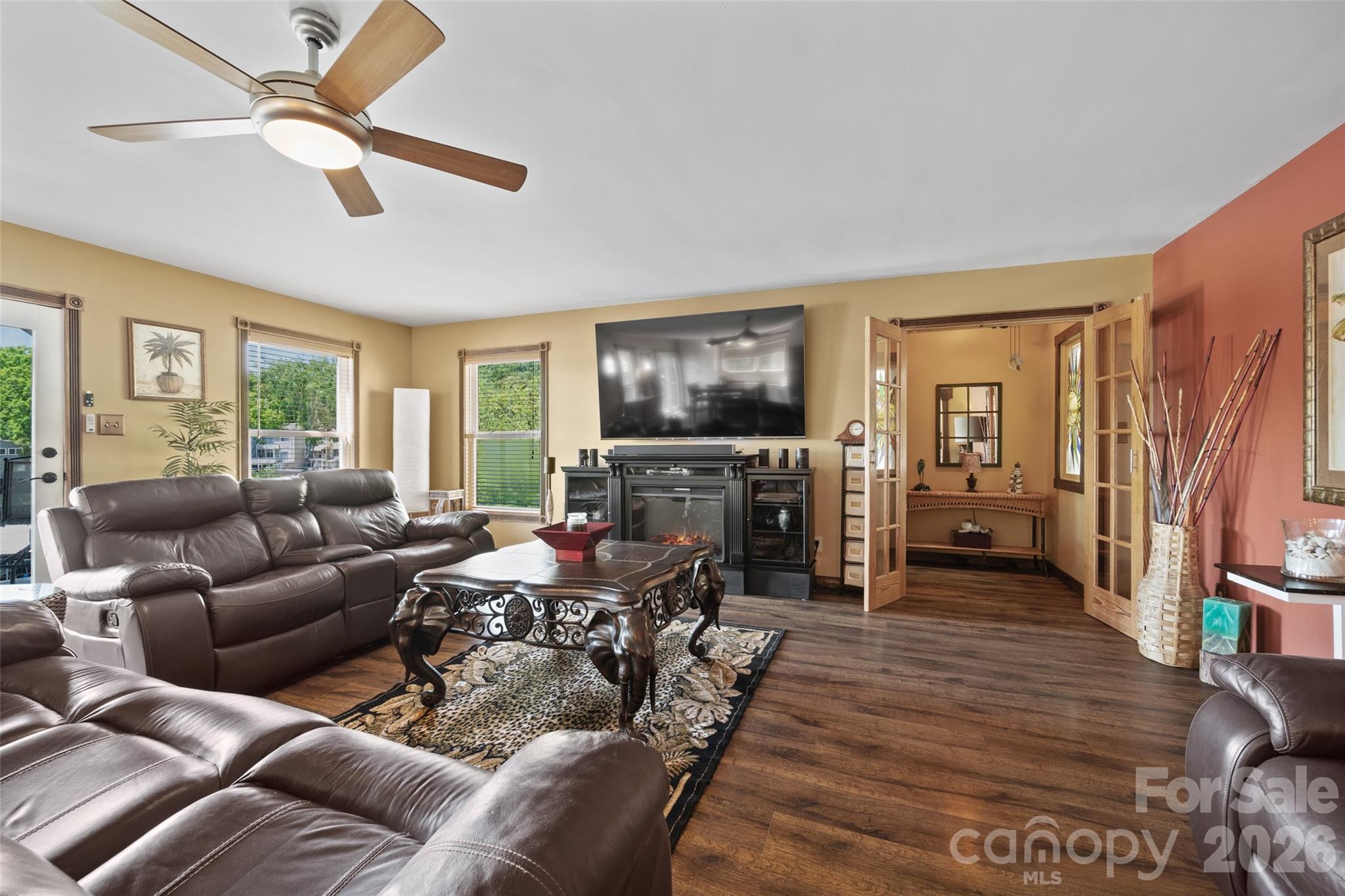Tega Cay - Residential