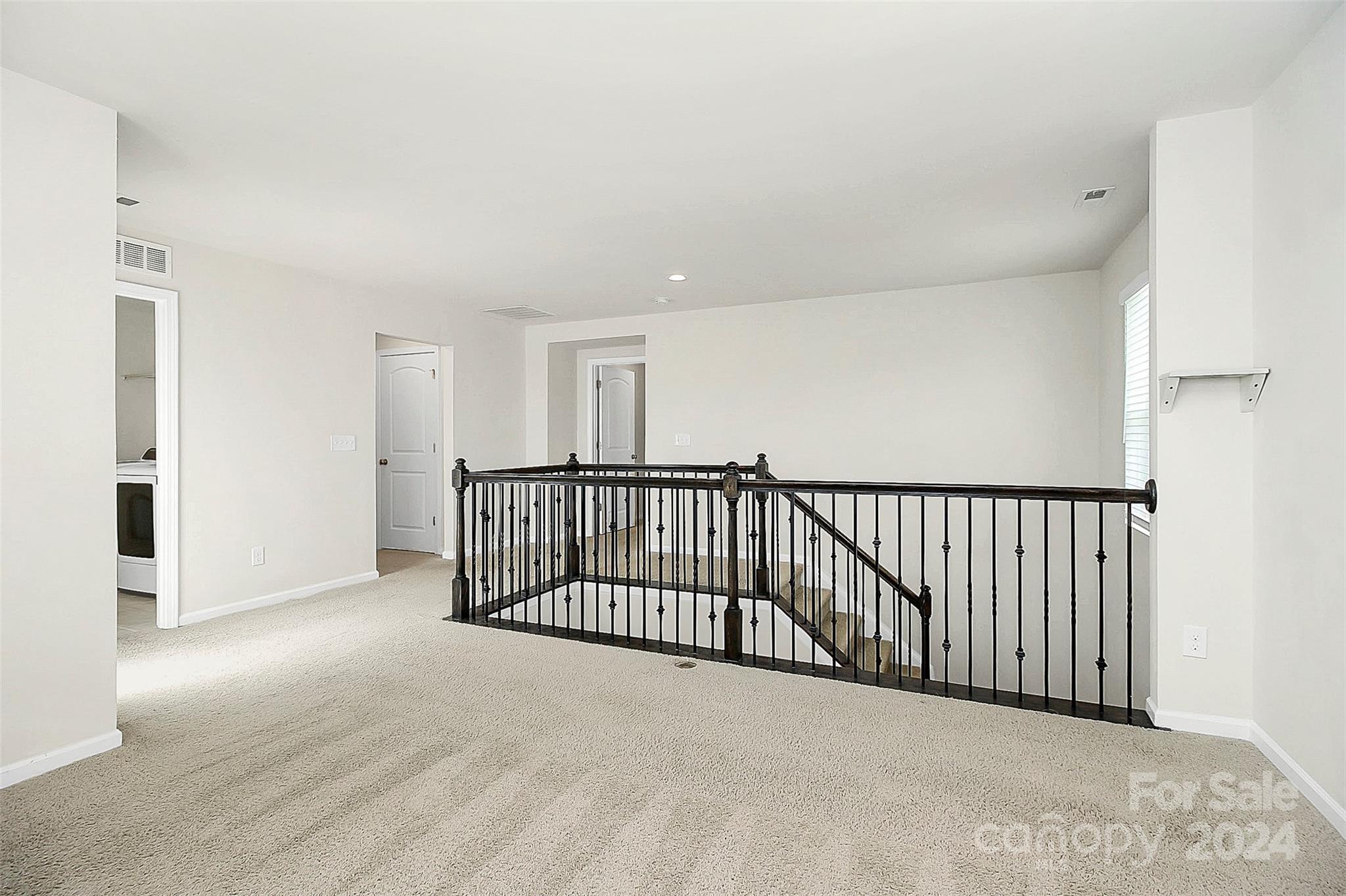 Kings Grove Manor - Residential