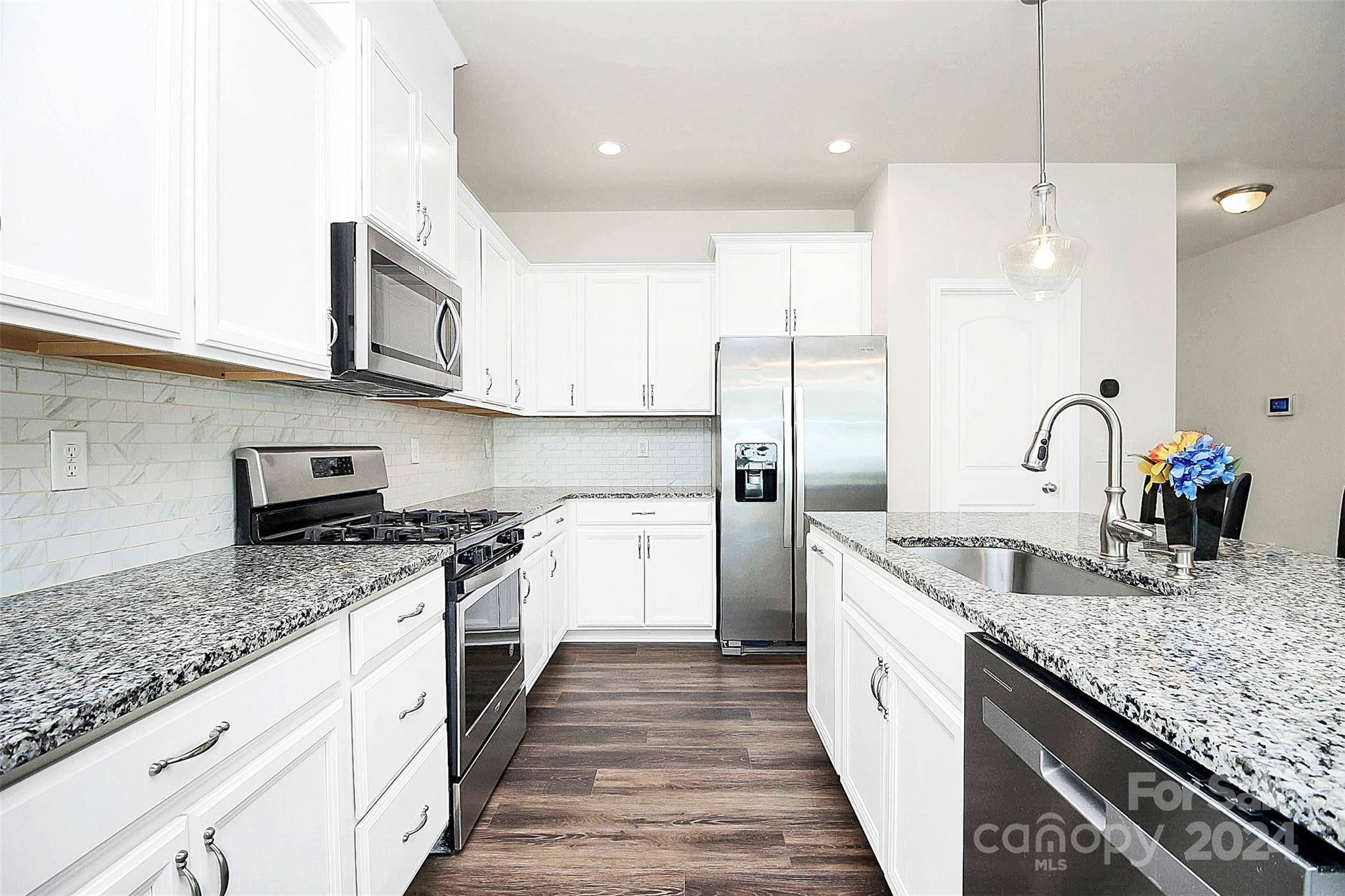 Kings Grove Manor - Residential