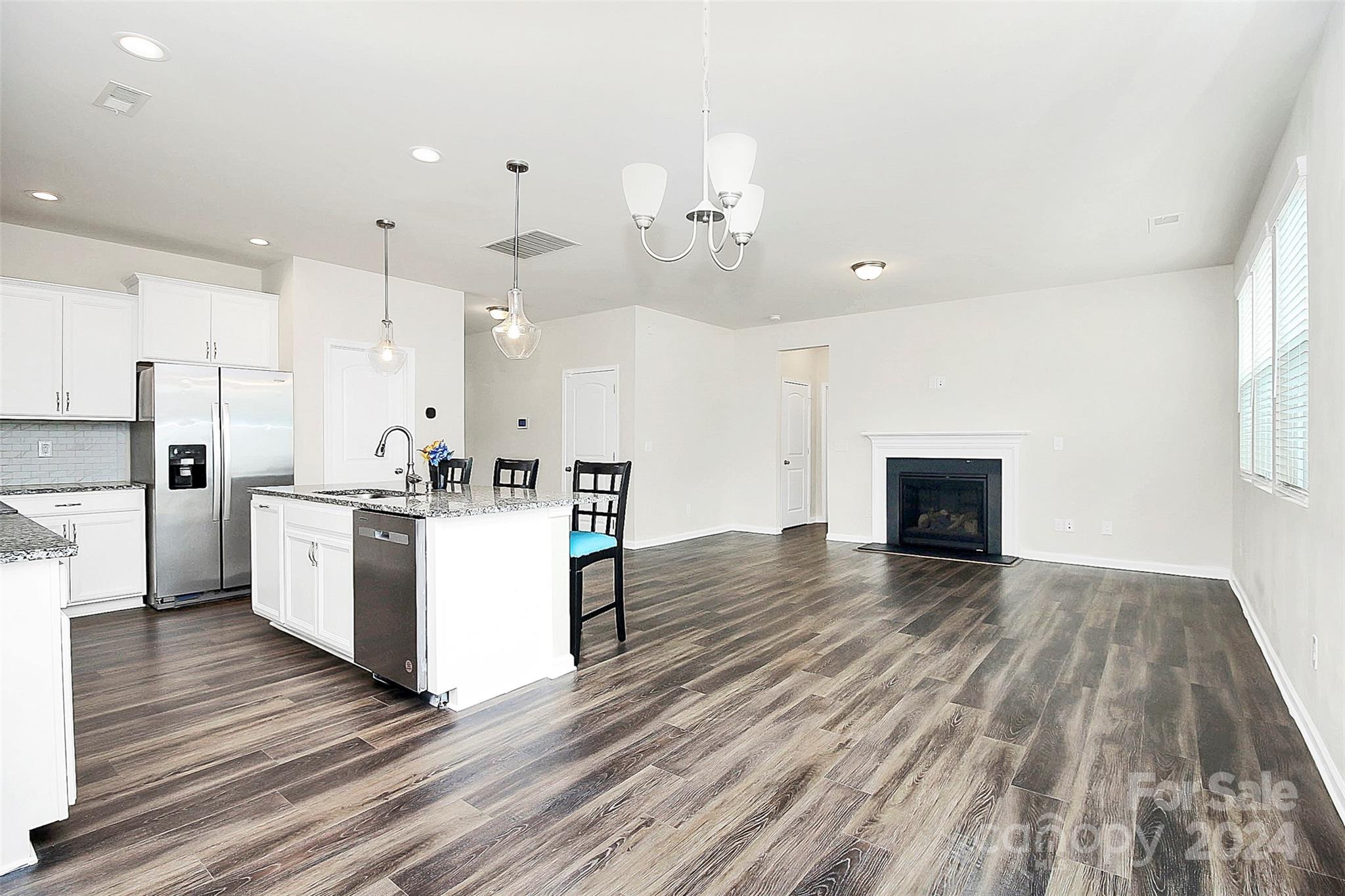 Kings Grove Manor - Residential