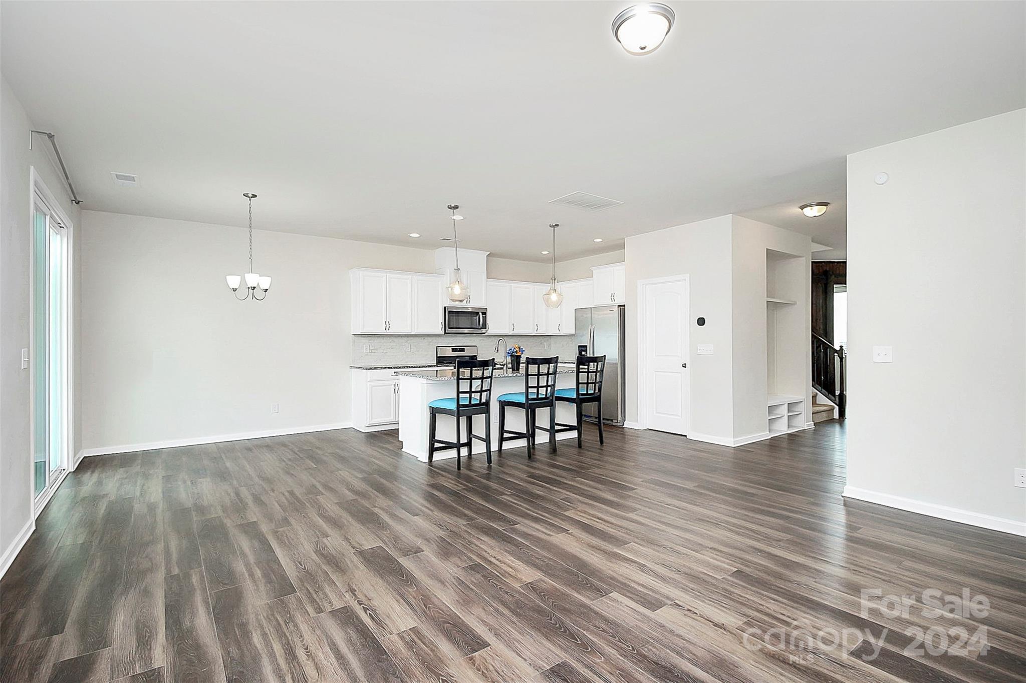 Kings Grove Manor - Residential